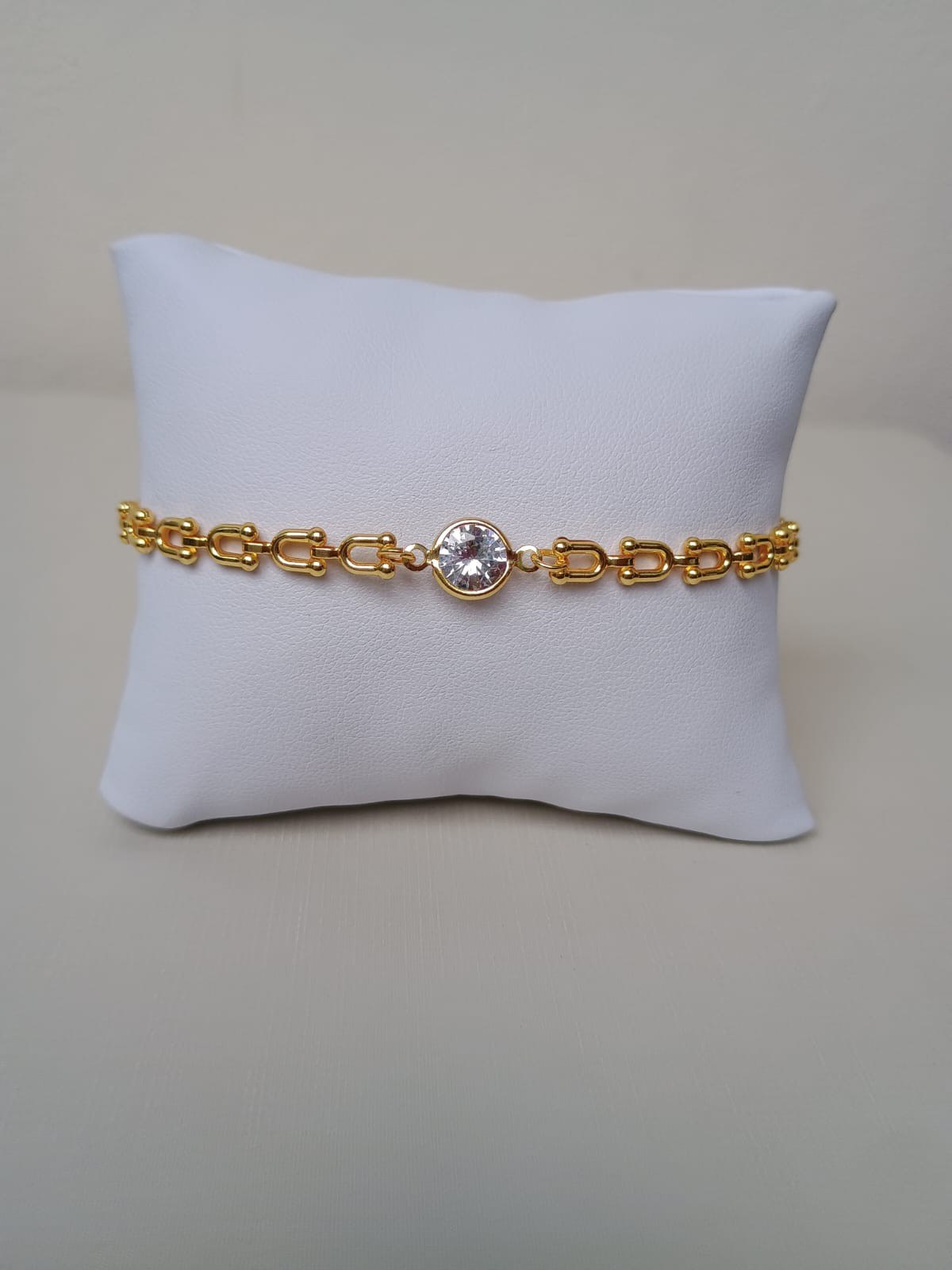 Pulseira com elôs e ponto de luz