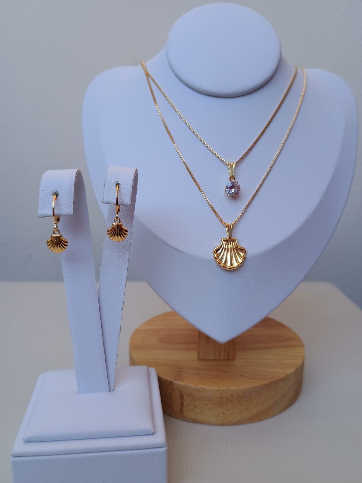 Conjunto de concha e ponto de luz