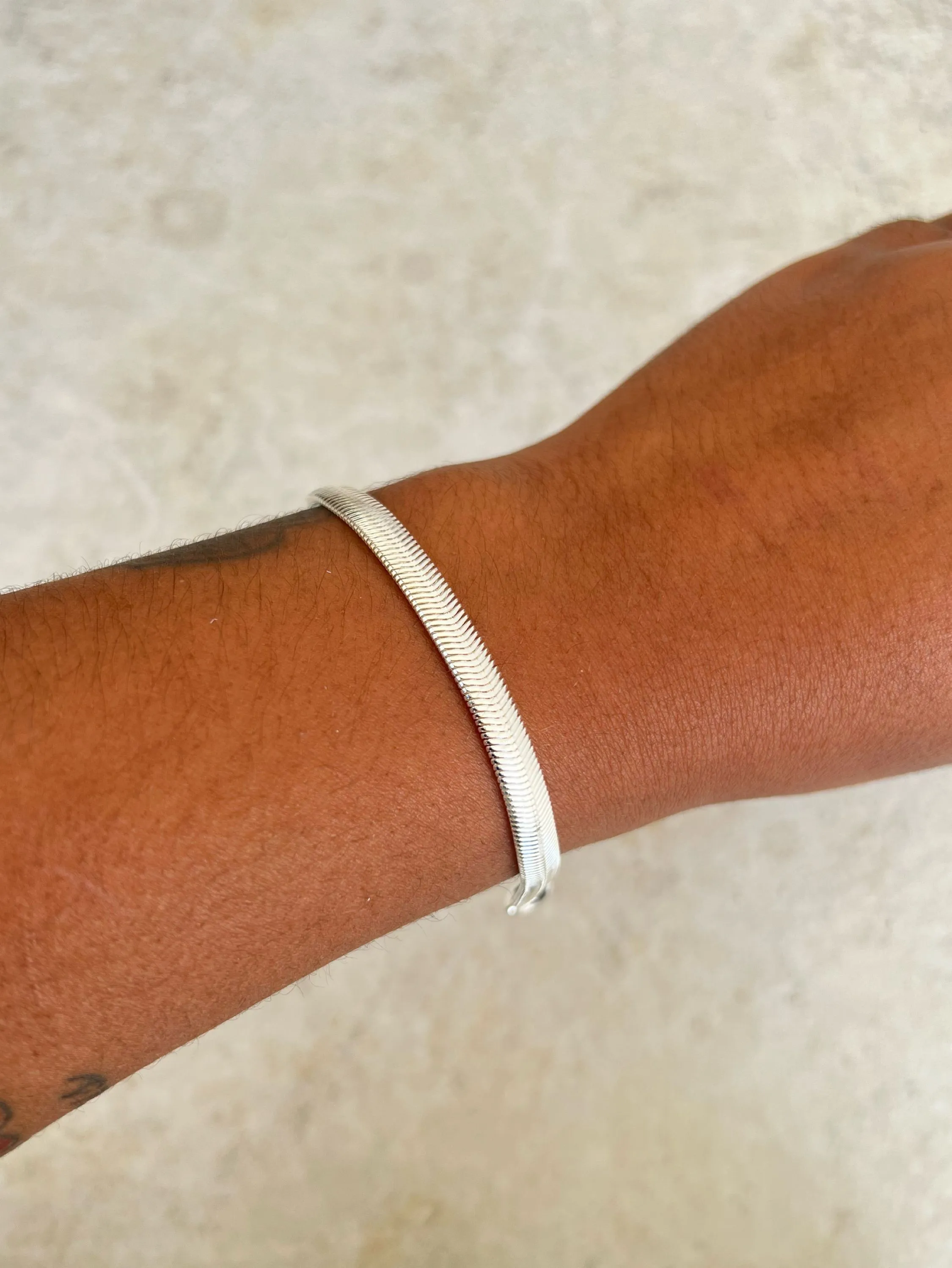 Pulseira modelo manta