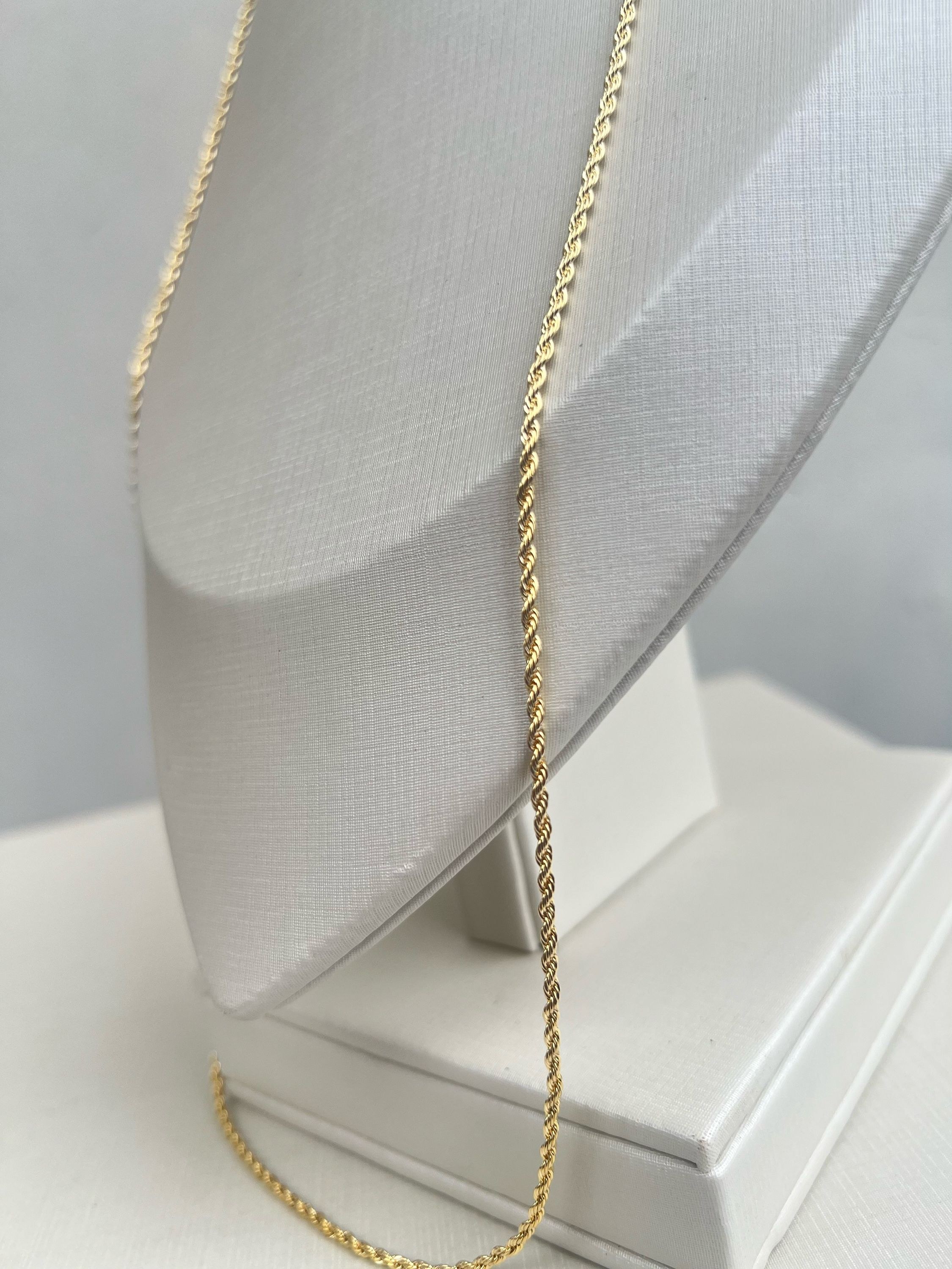 Colar longuinho cordão baiano