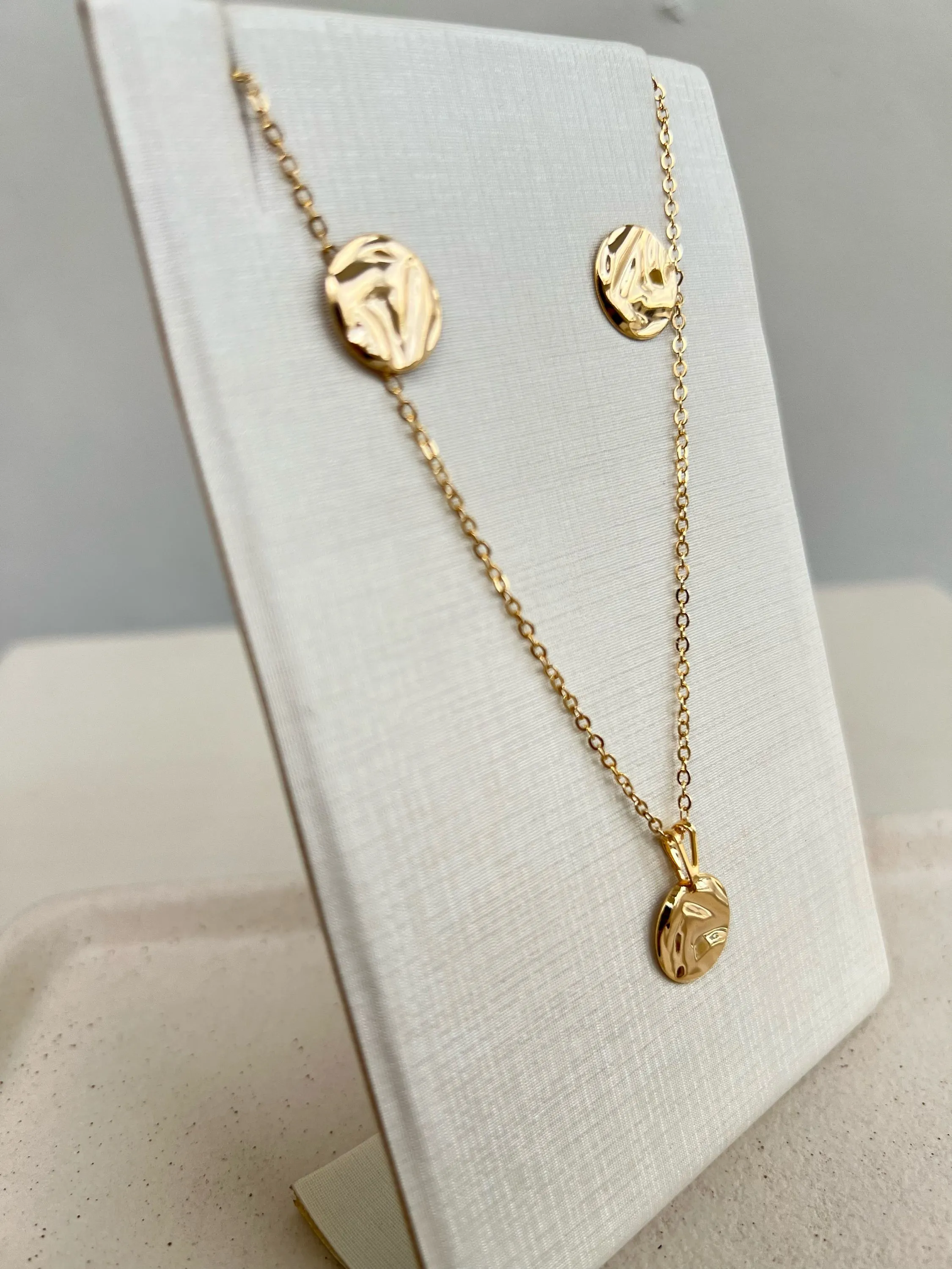 Conjunto modelo orgânico