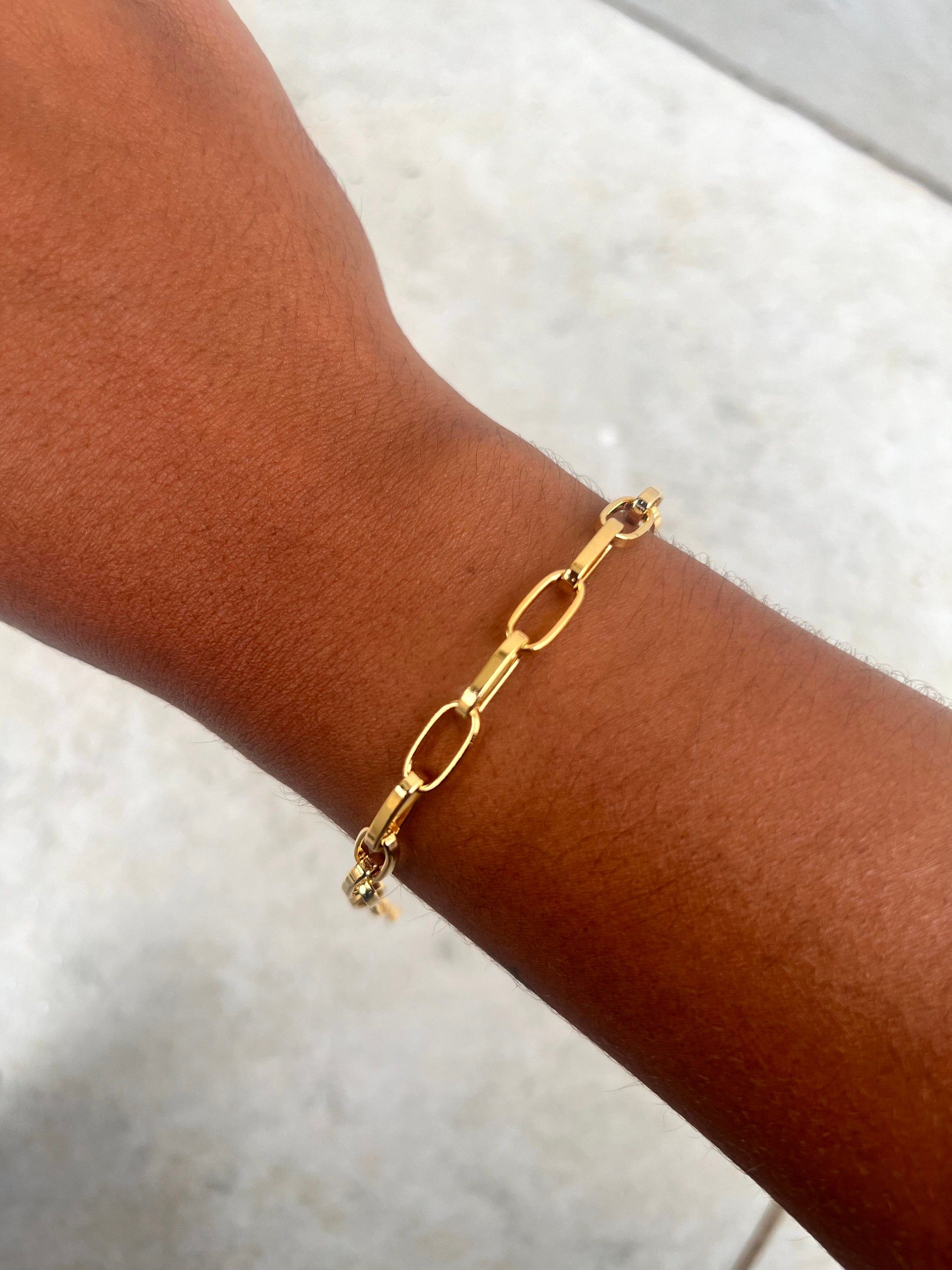 Pulseira modelo correntaria