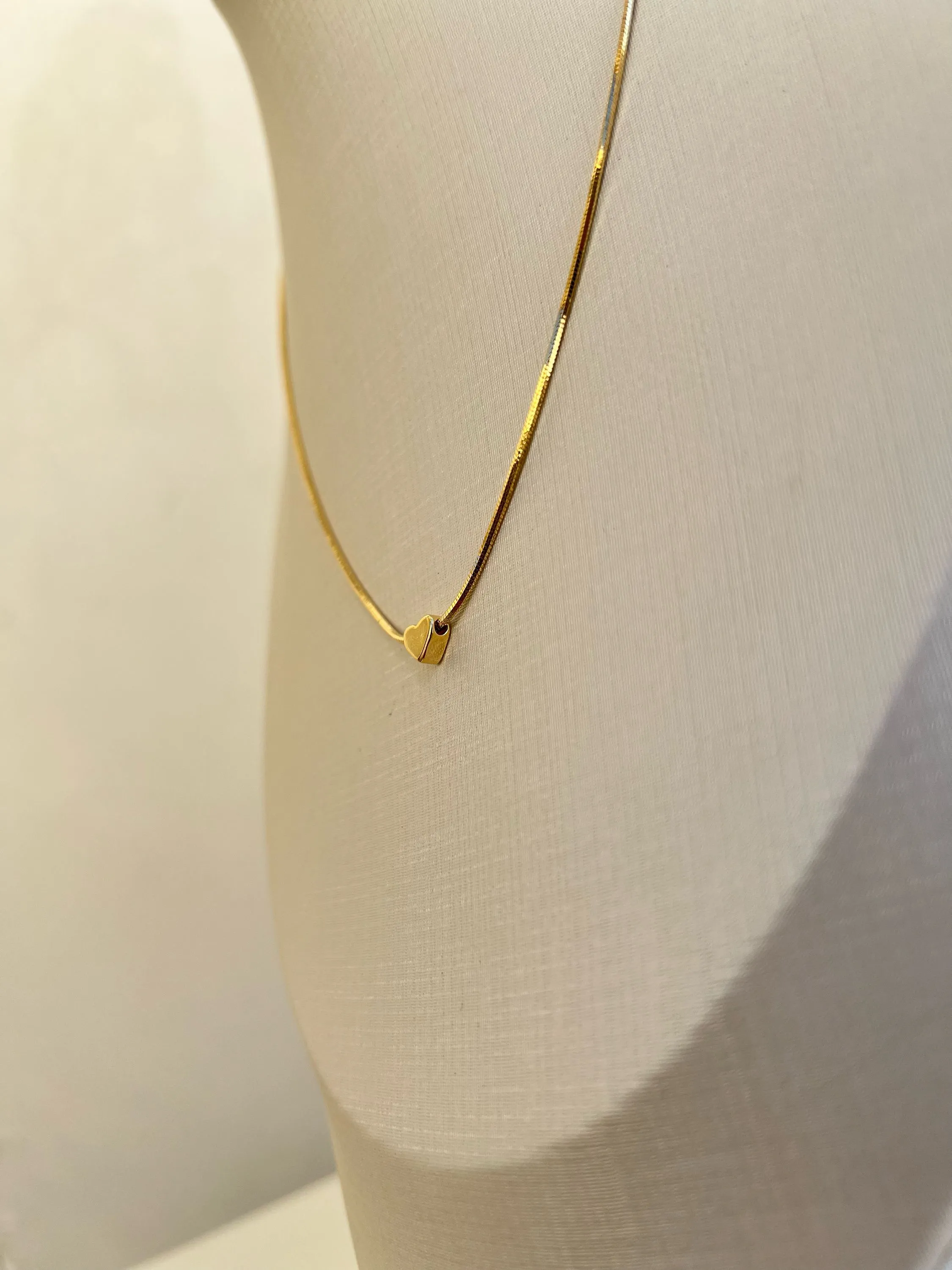 Choker Corrente verneziana pingente coração