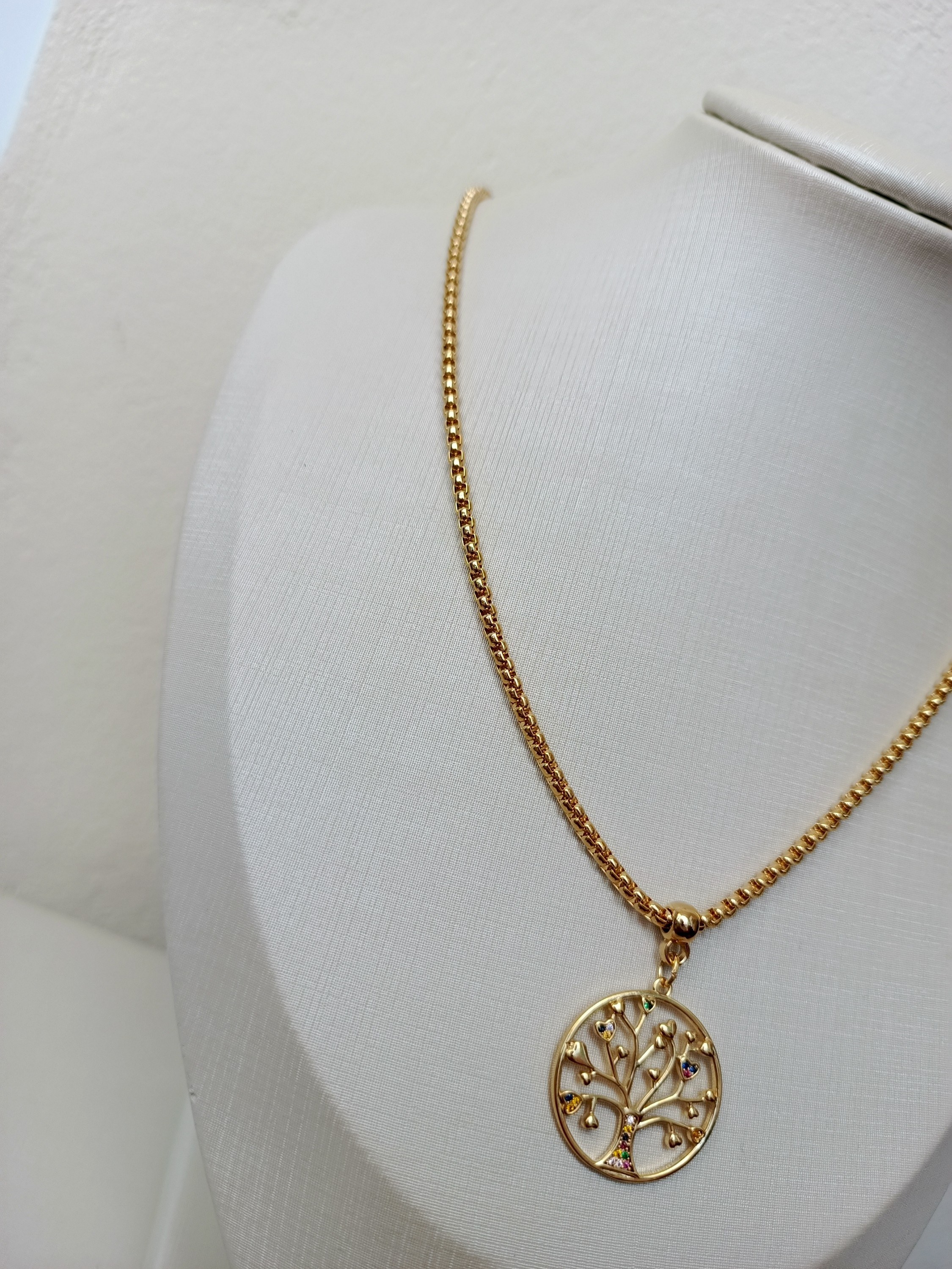 Colar árvore da vida com zircônias coloridas
