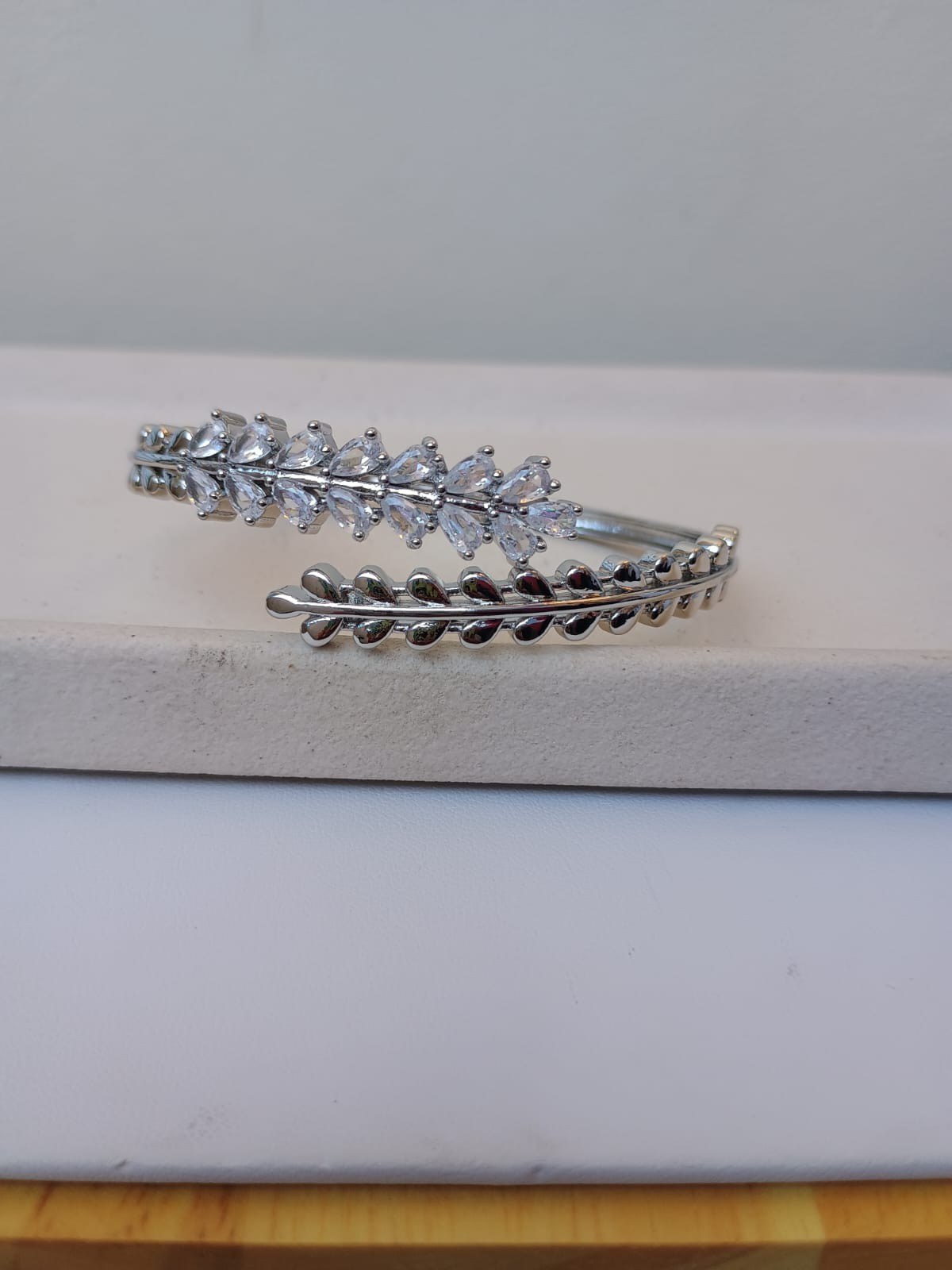 Bracelete de ramo de flores