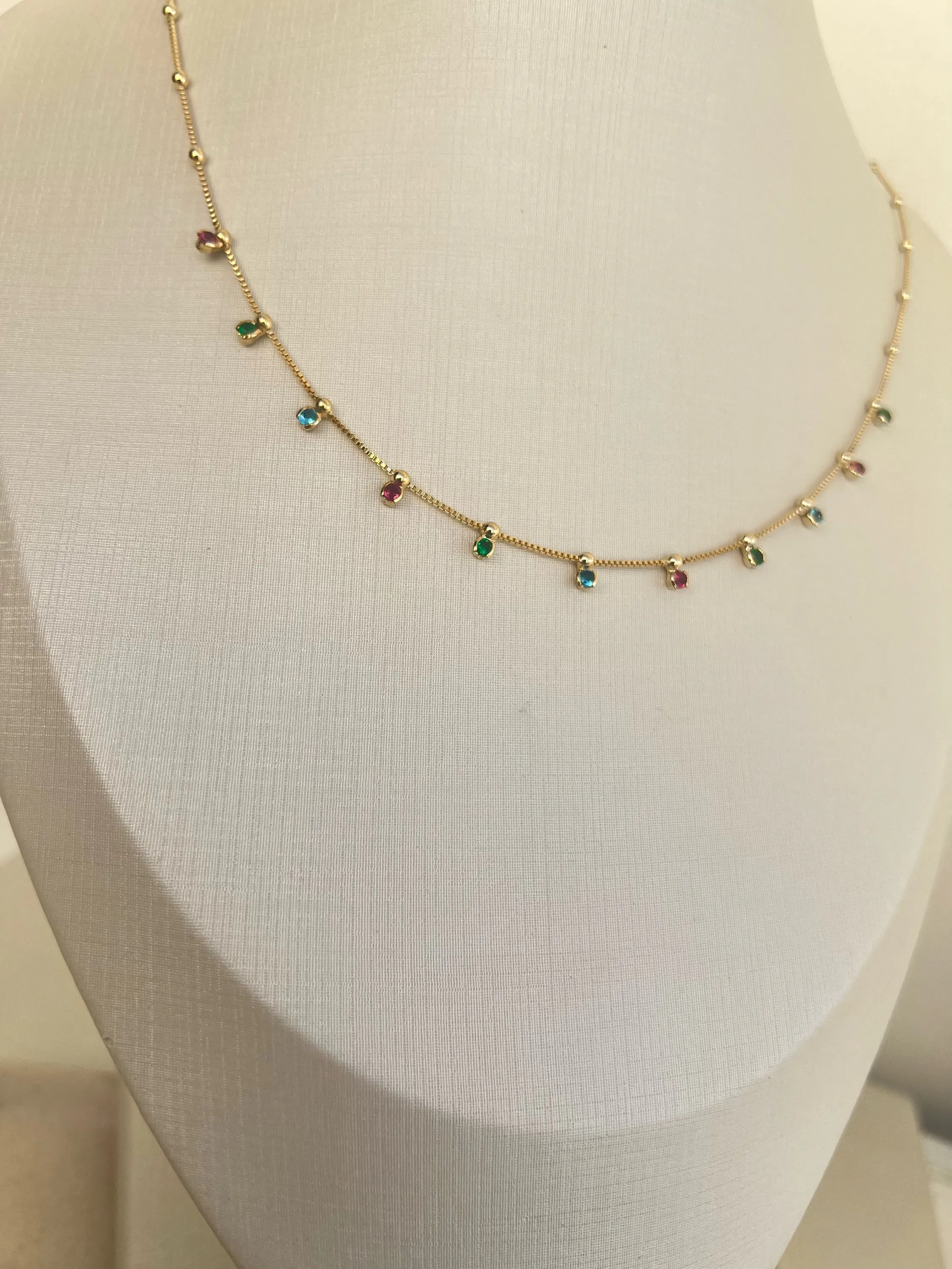 Choker pontos de luz colorido