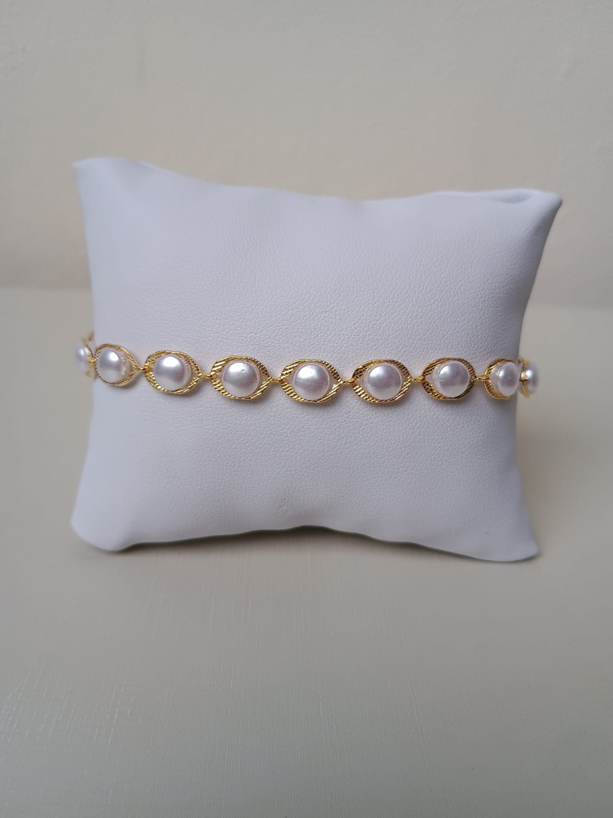 Pulseira com pérolas