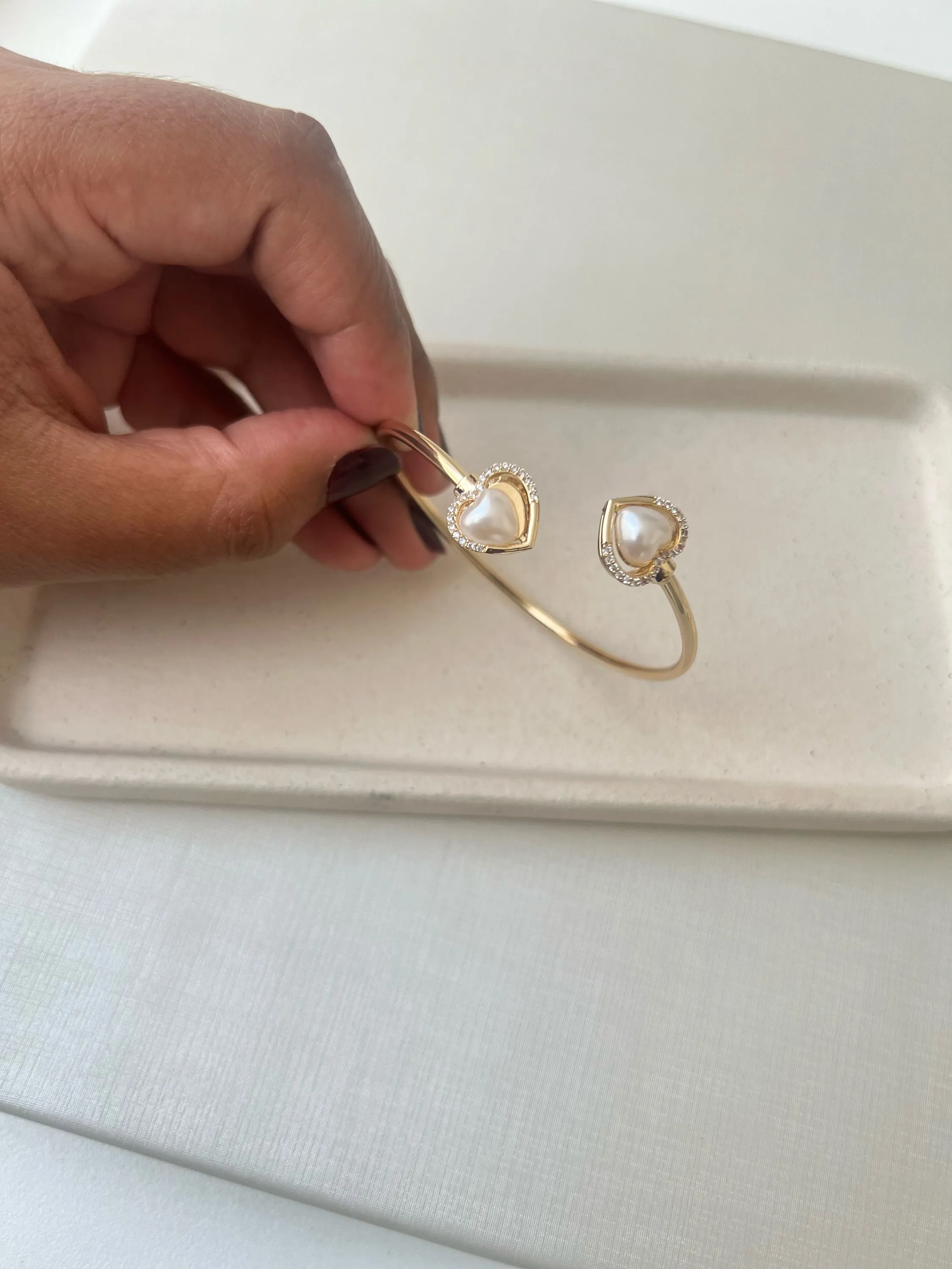 Bracelete modelo coração