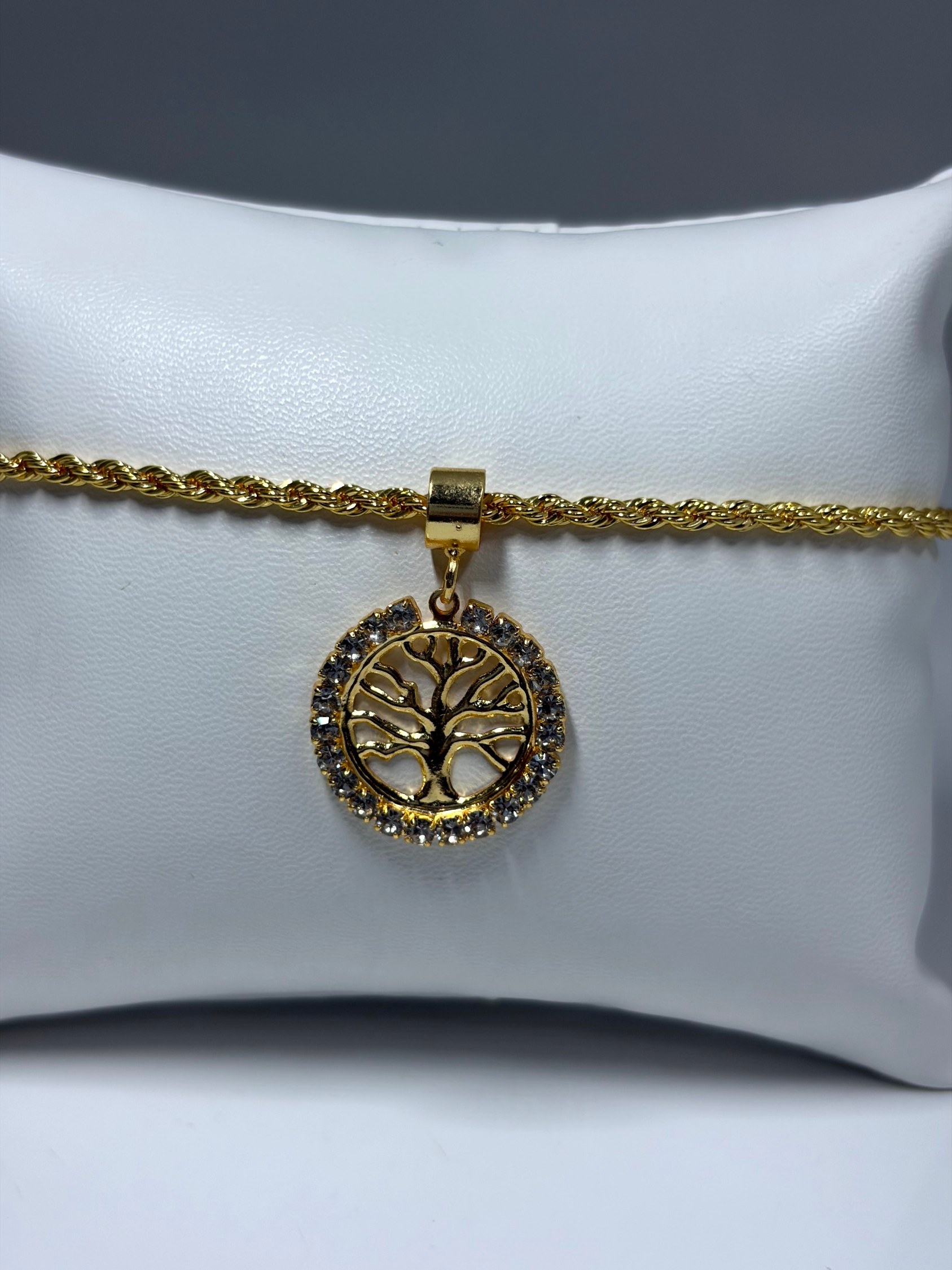 Pulseira com pingente de árvore da vida