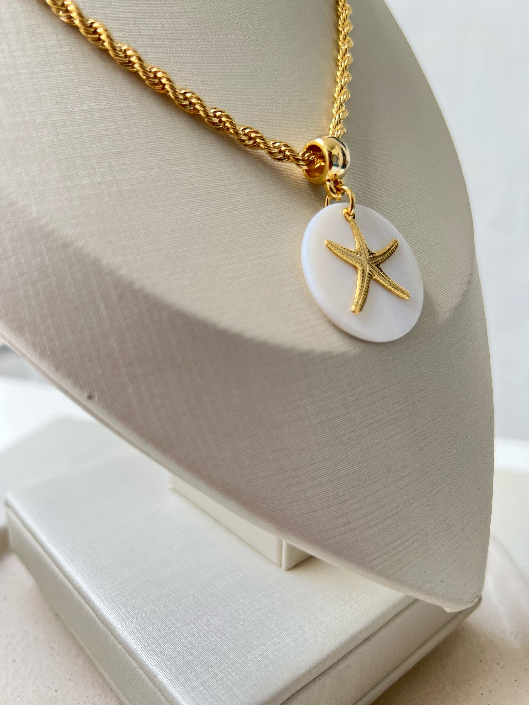 Colar pingente estrela do mar