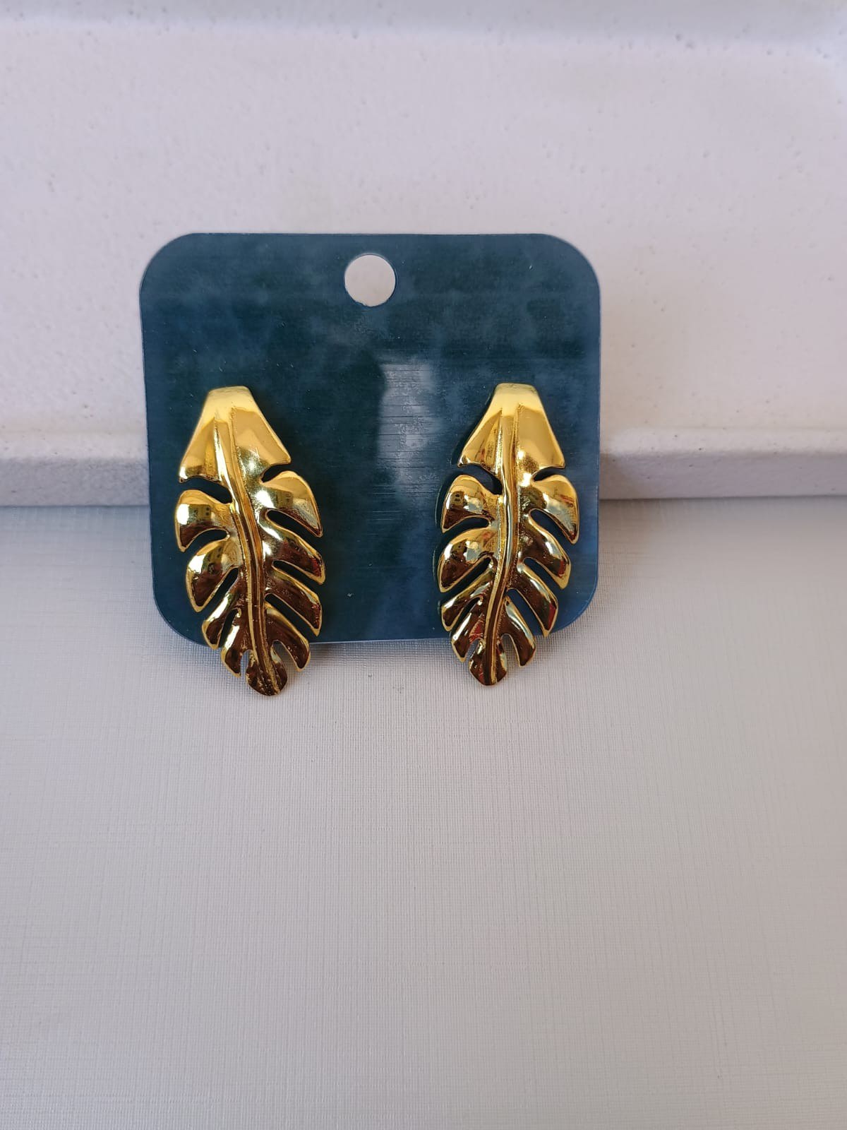 Brinco estilo folha