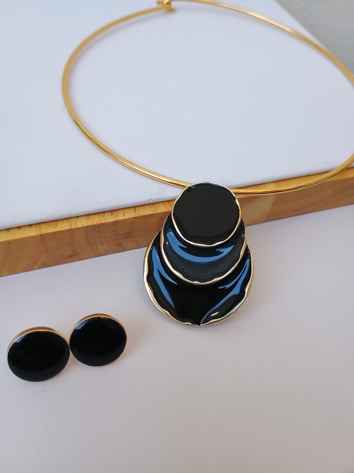 Conjunto de aro com círculos