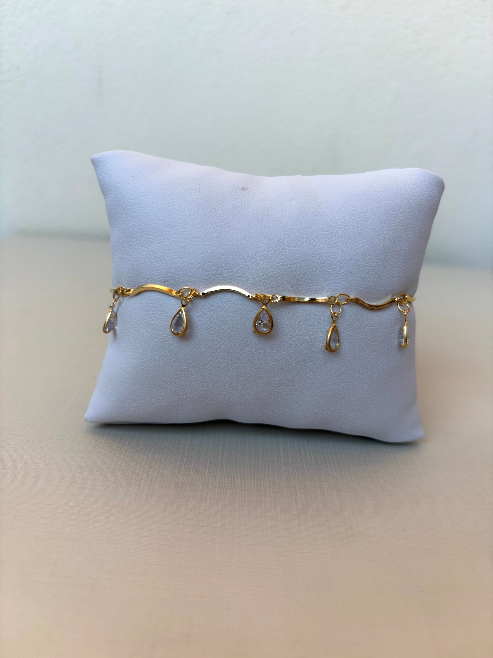 Pulseira com gotas