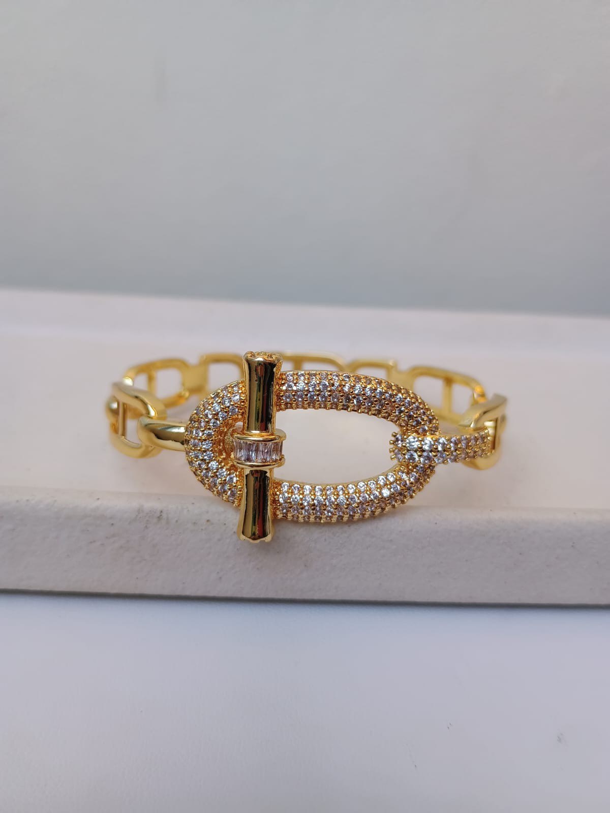 Bracelete de elos com fecho toggle