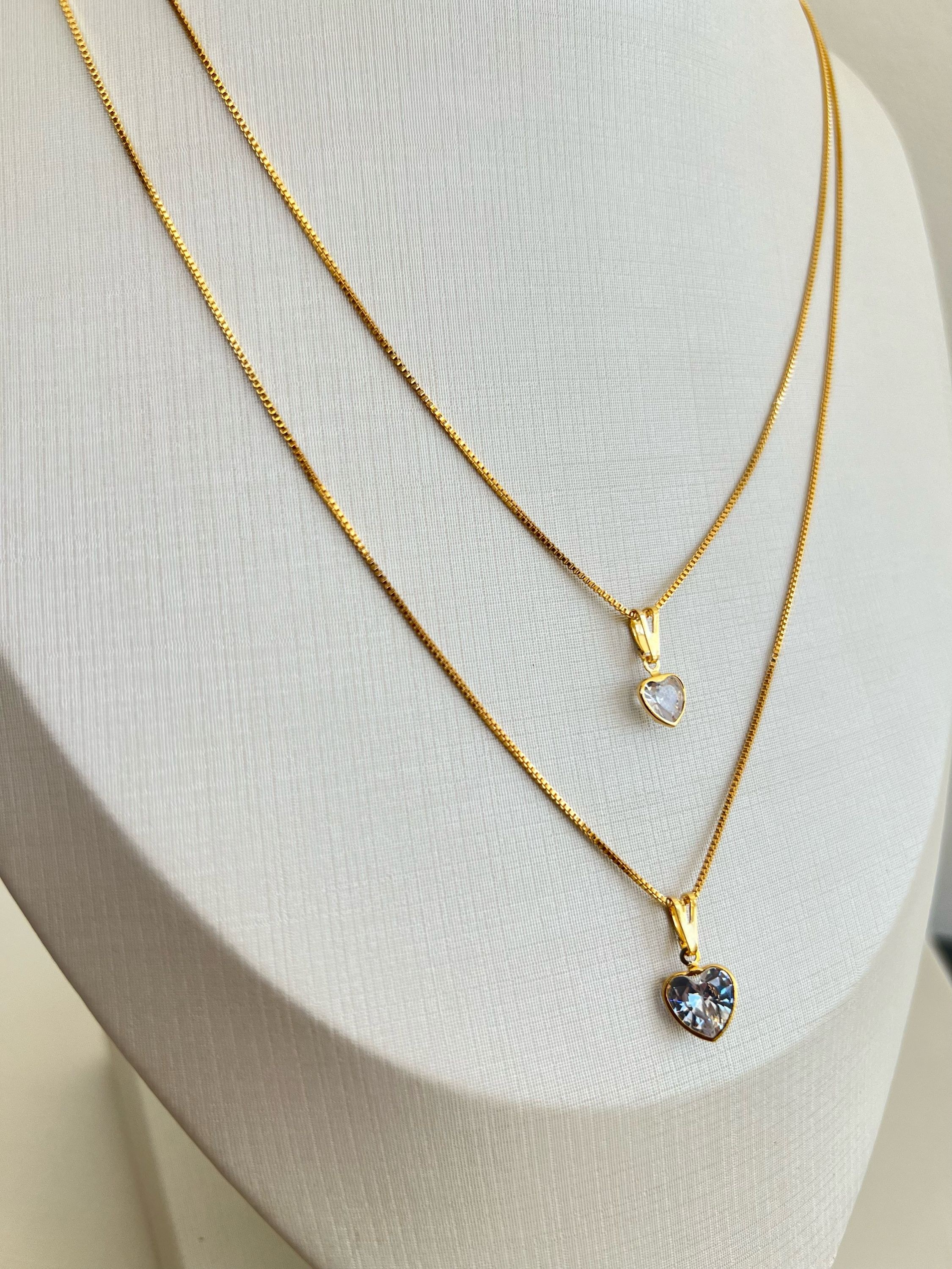 Colar duplo pingentes ponto de luz