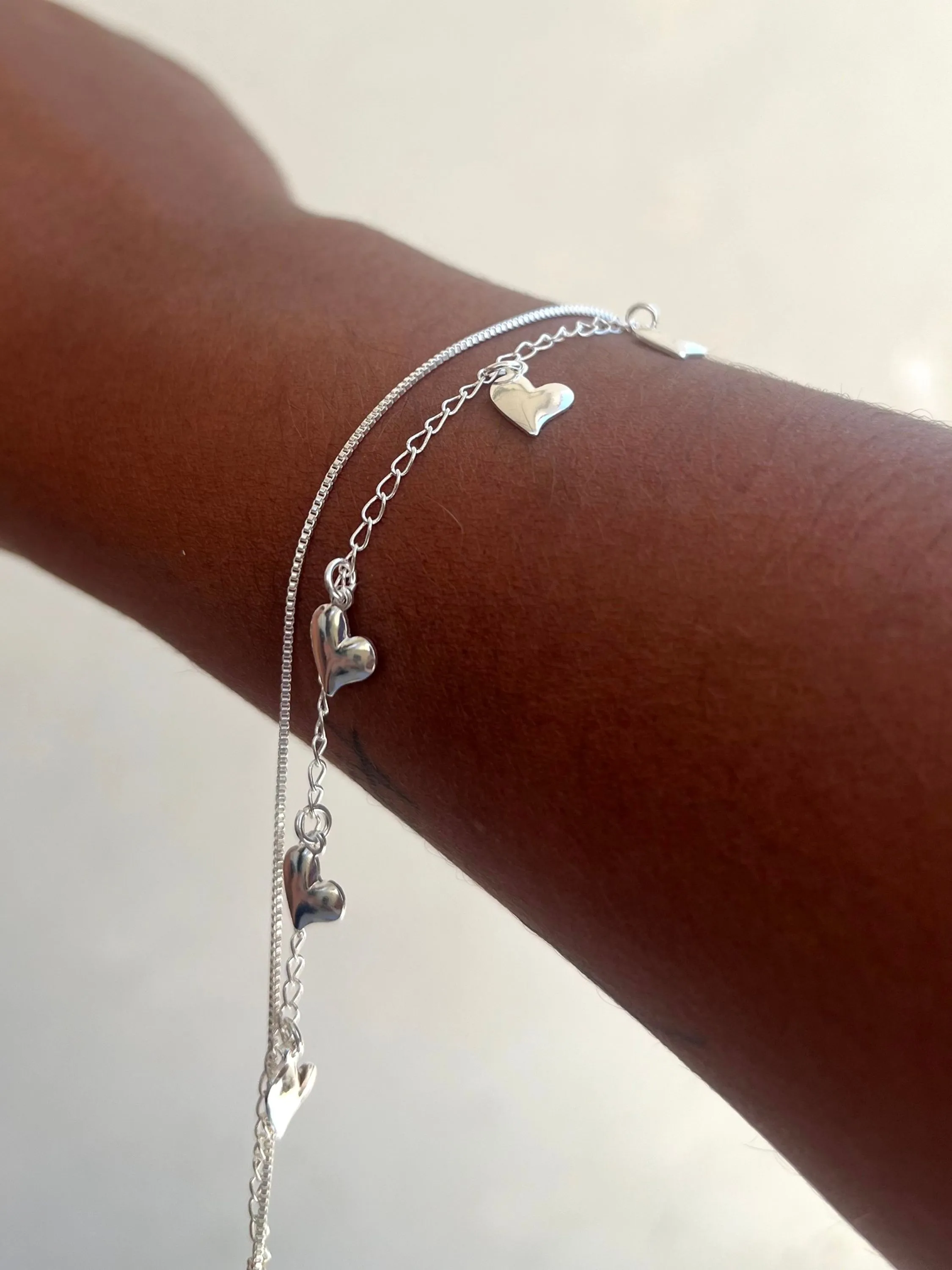Pulseira dupla de coração