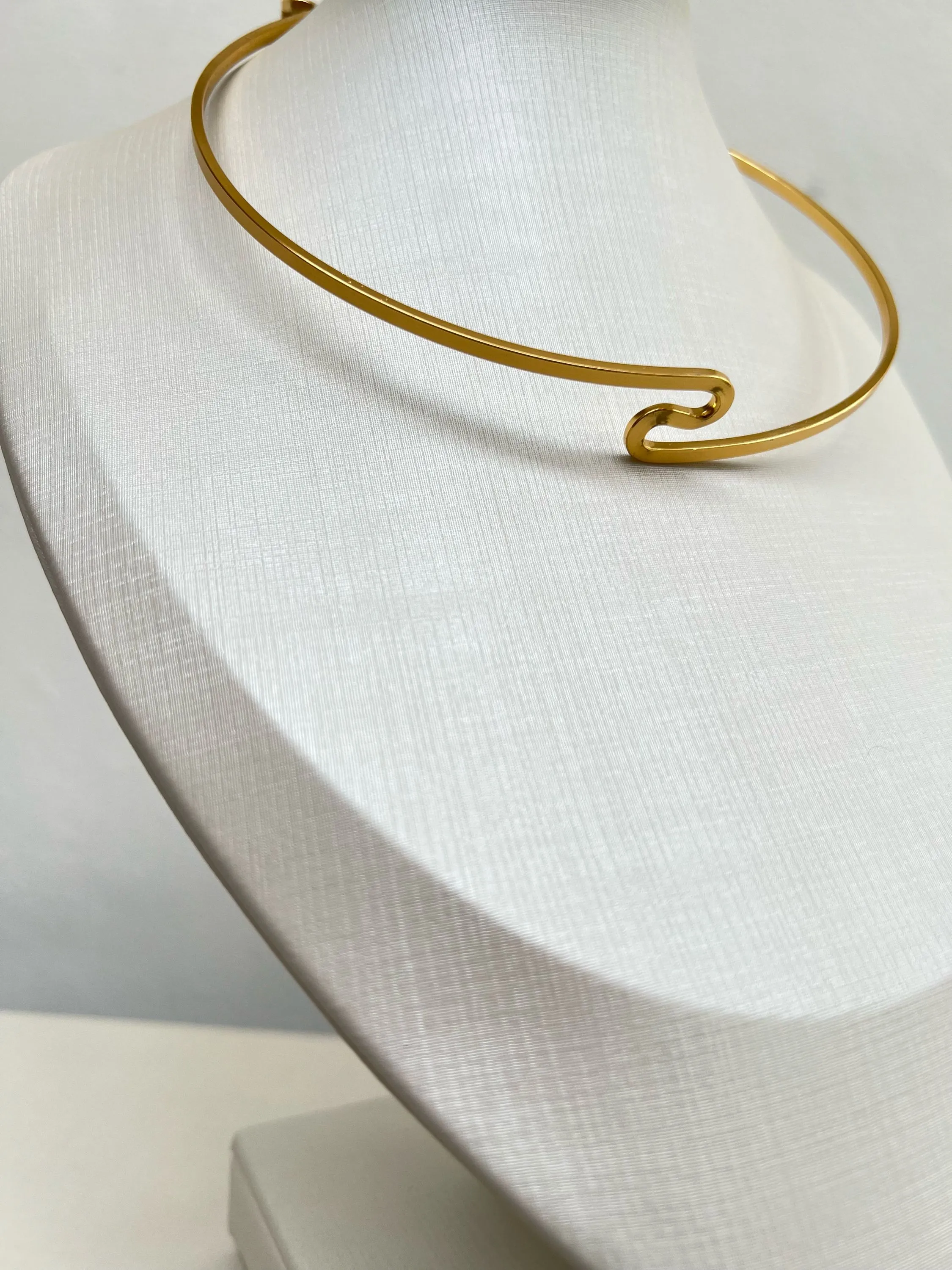 Choker aro