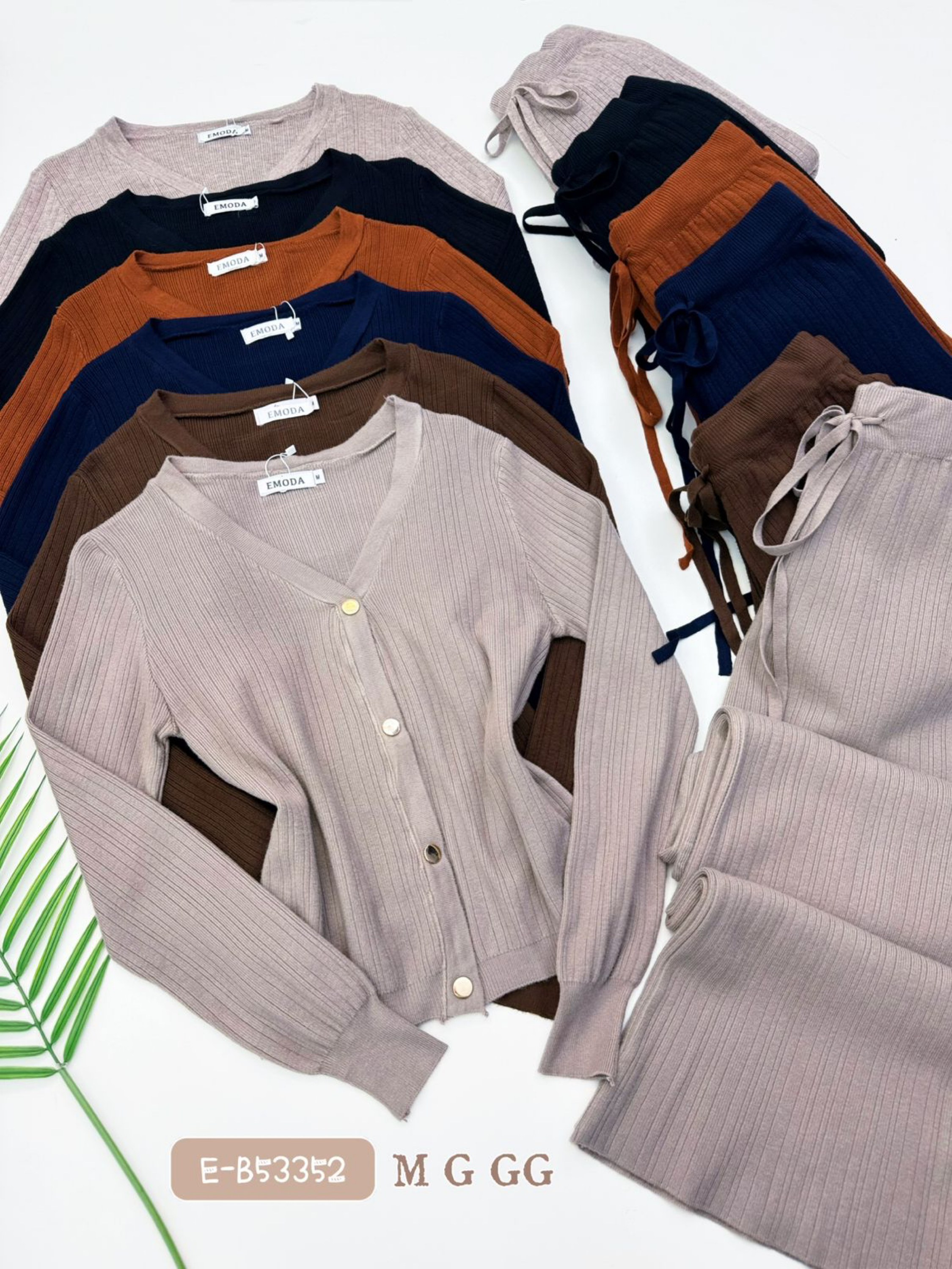 E-B53352. Conjunto - ÚNICO - modal