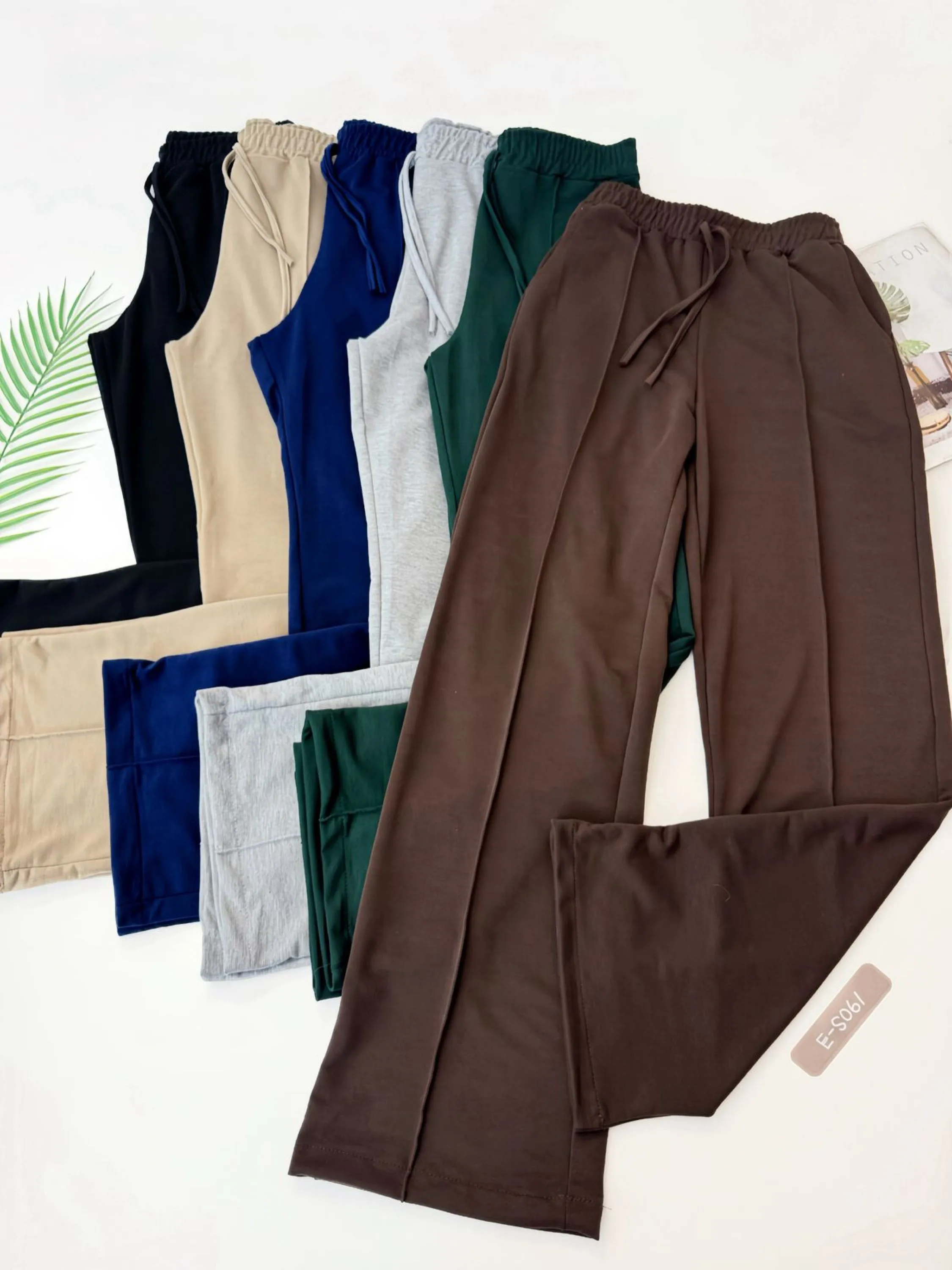 E-S061. Calça pantalona  moletinho