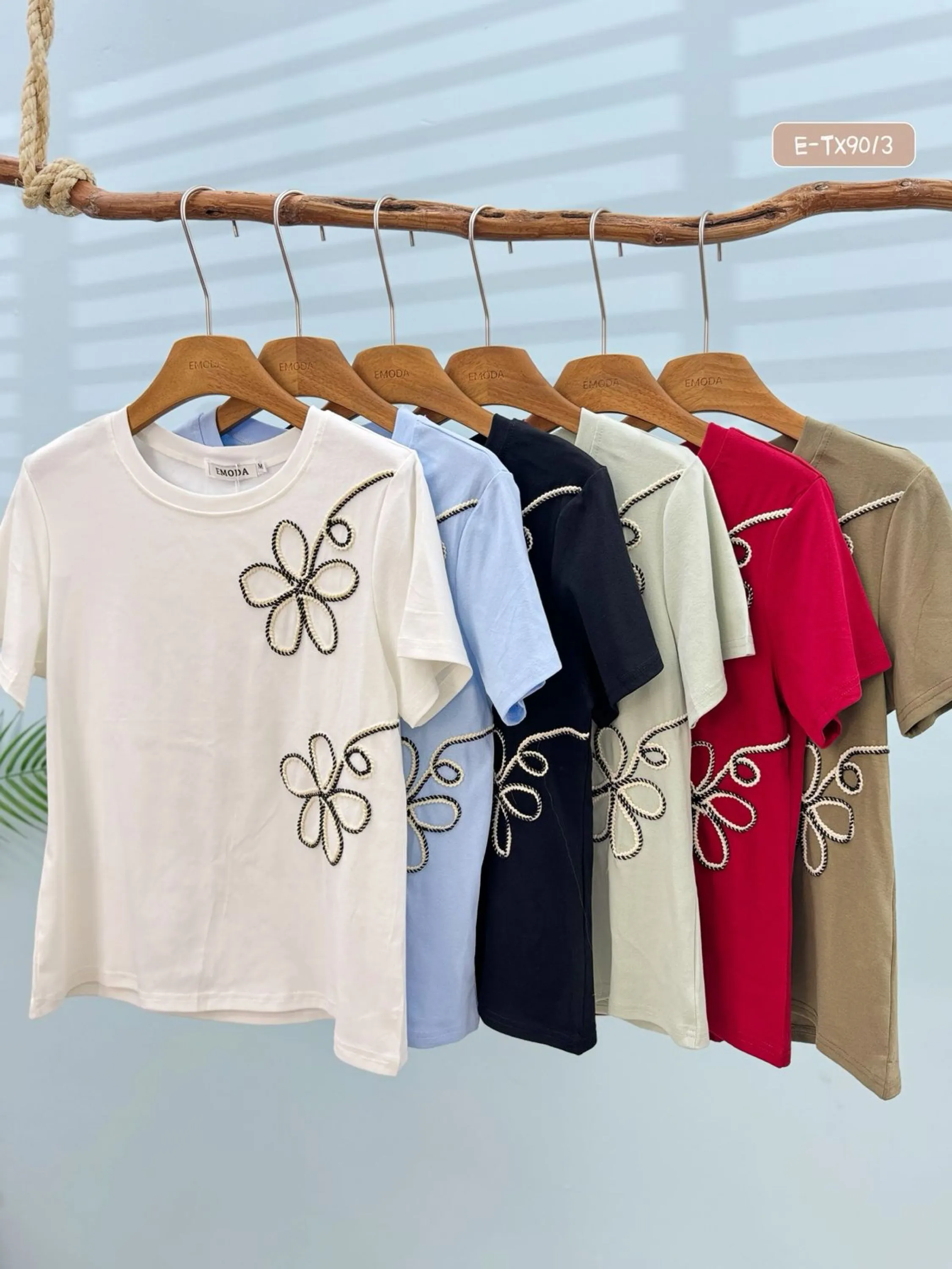 E-TX9013. T-shirt - M G GG - algodão bordado