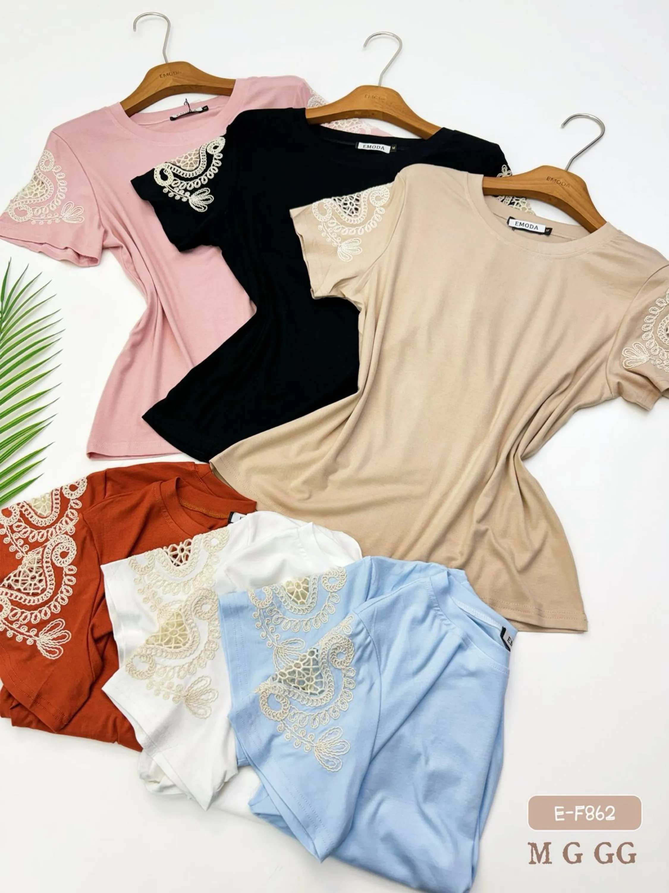 E-F862. T-shirt - M G GG - algodão bordado