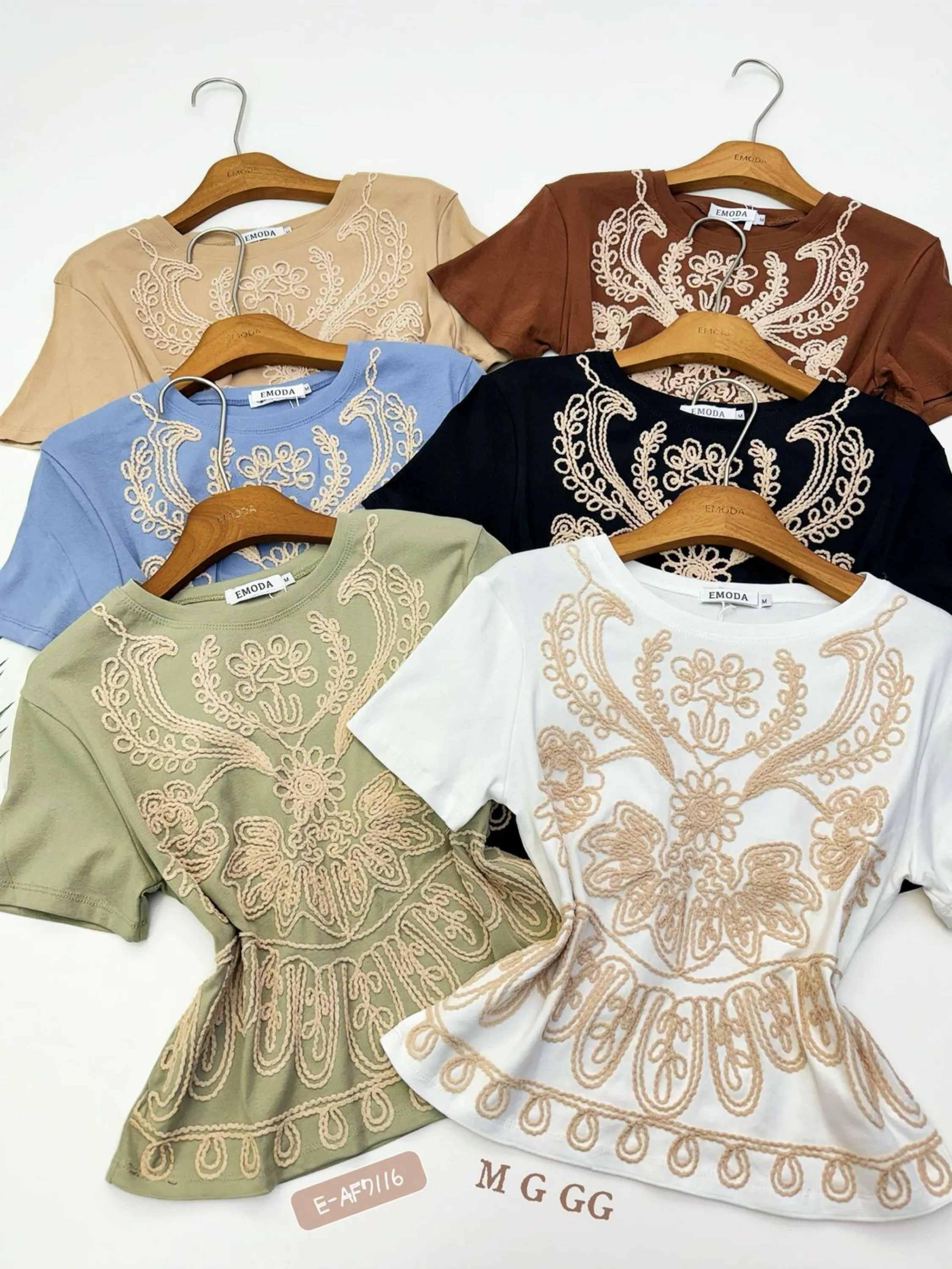 E-AF7116.  T-shirt - M G GG - algodão bordado