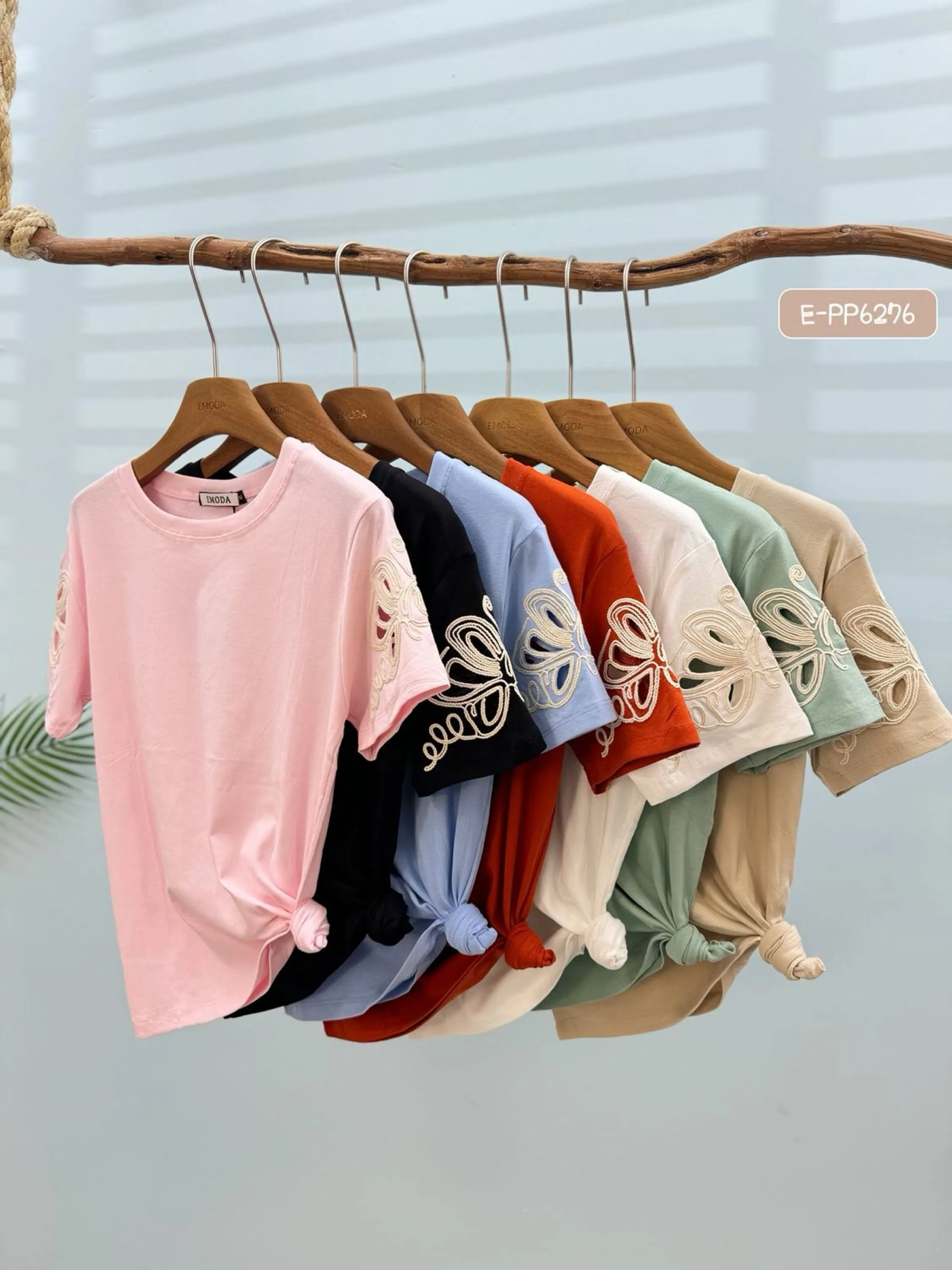 E-PP6276. T-shirt - M G GG - algodão bordado