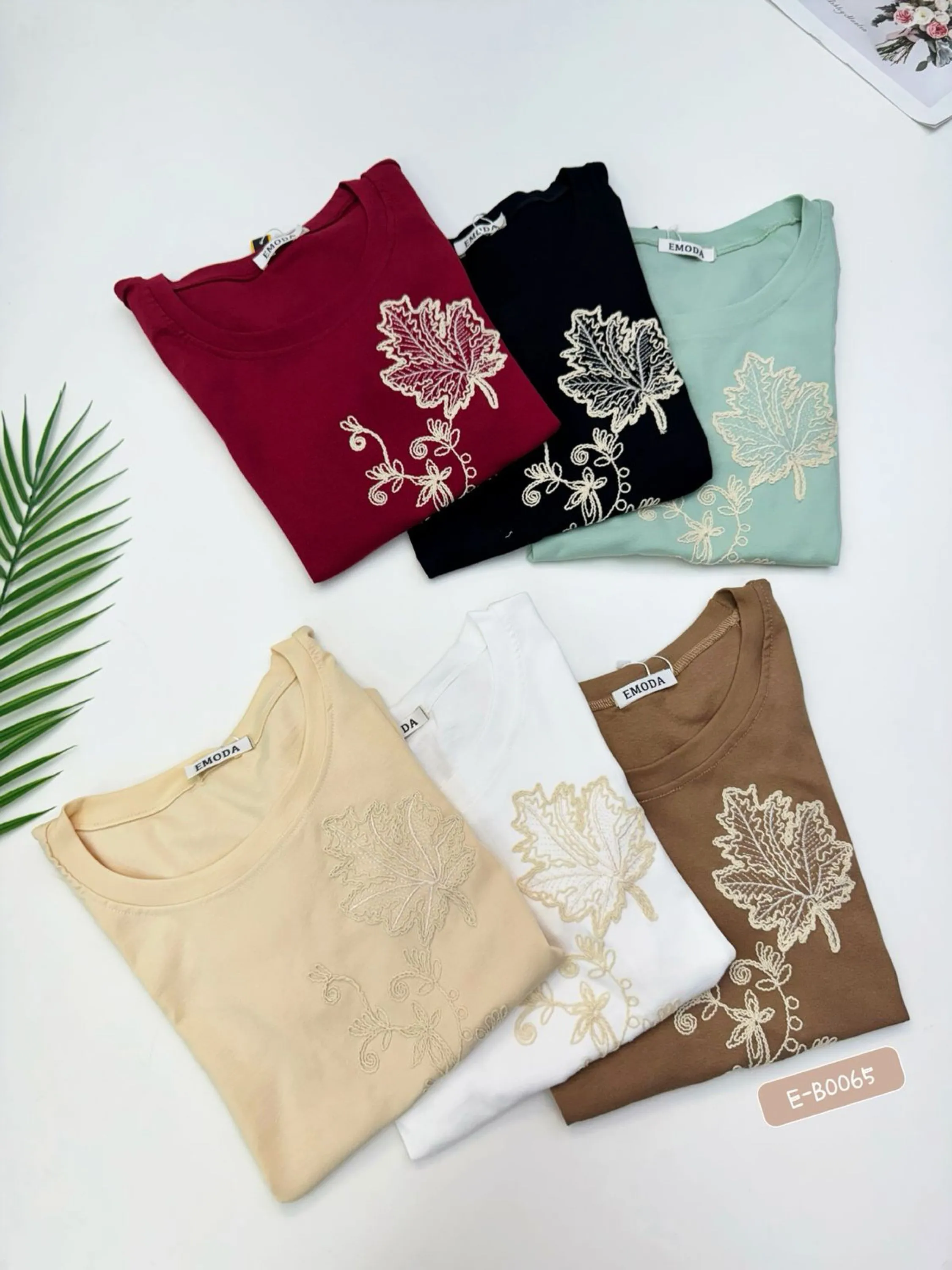E-B0065. T-shirt - M G GG - algodão bordado