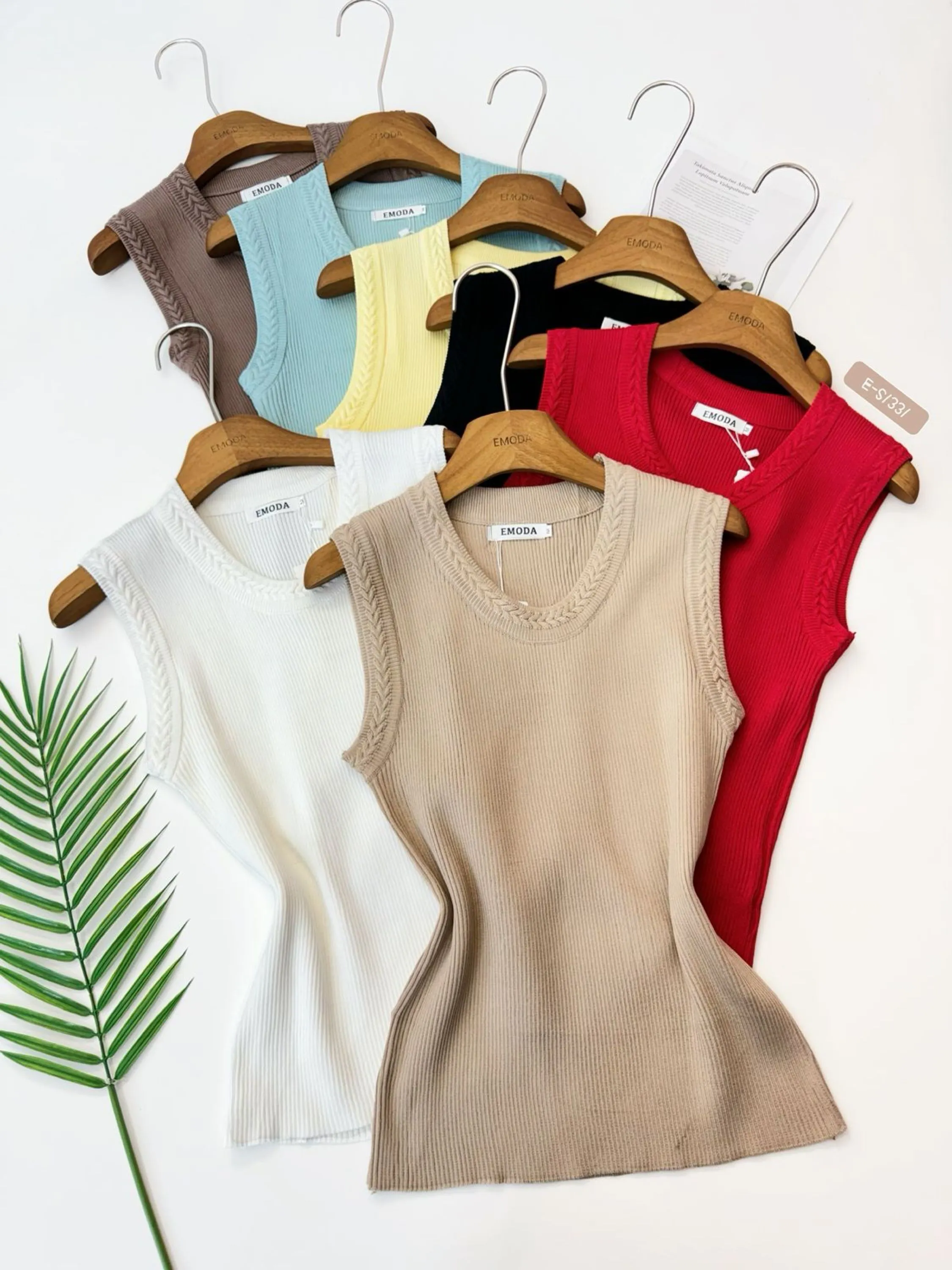 E-S1331. Regata - - Modal tricô
