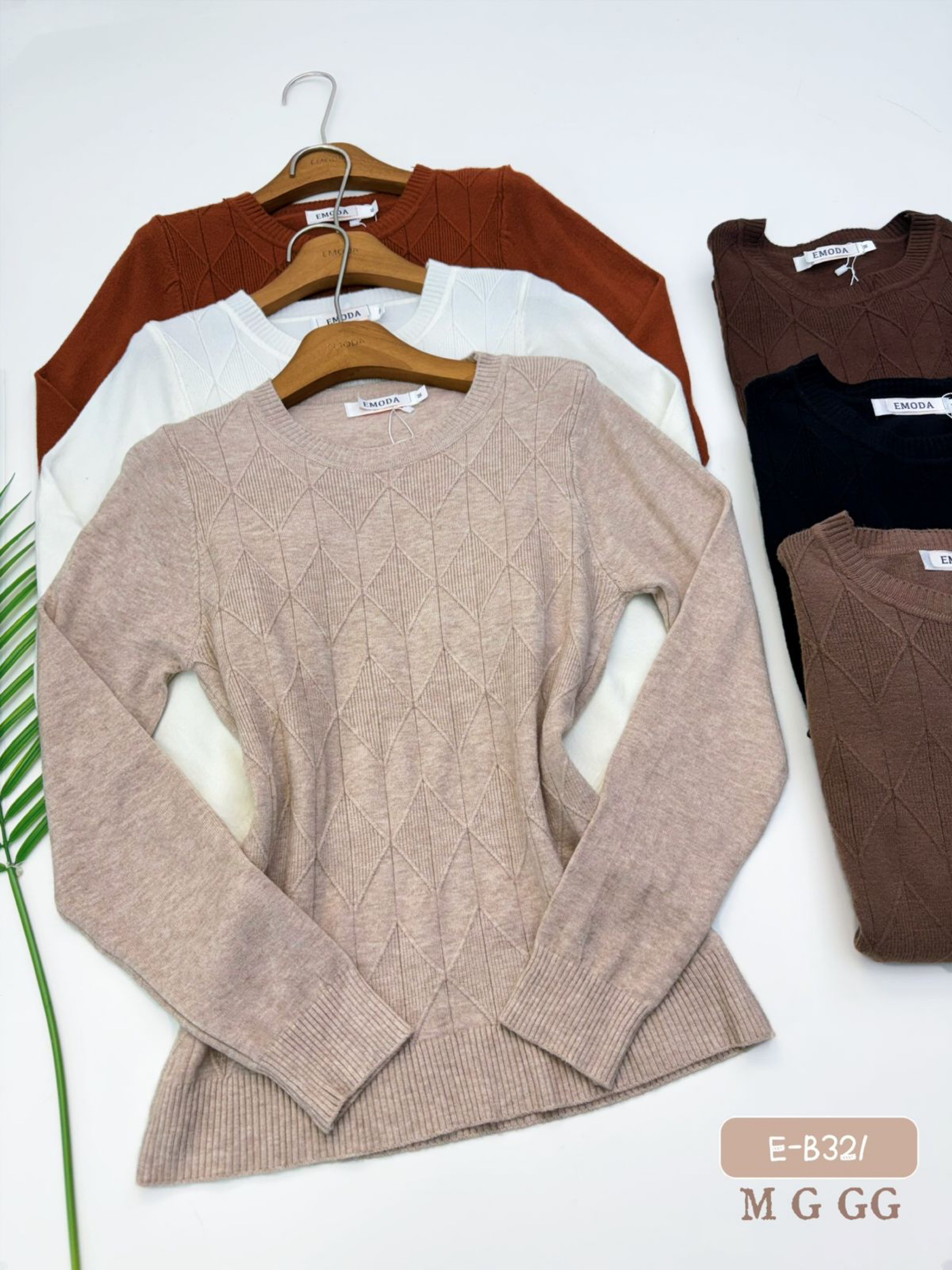 E-B321. Blusa - M G GG - modal (uma lã