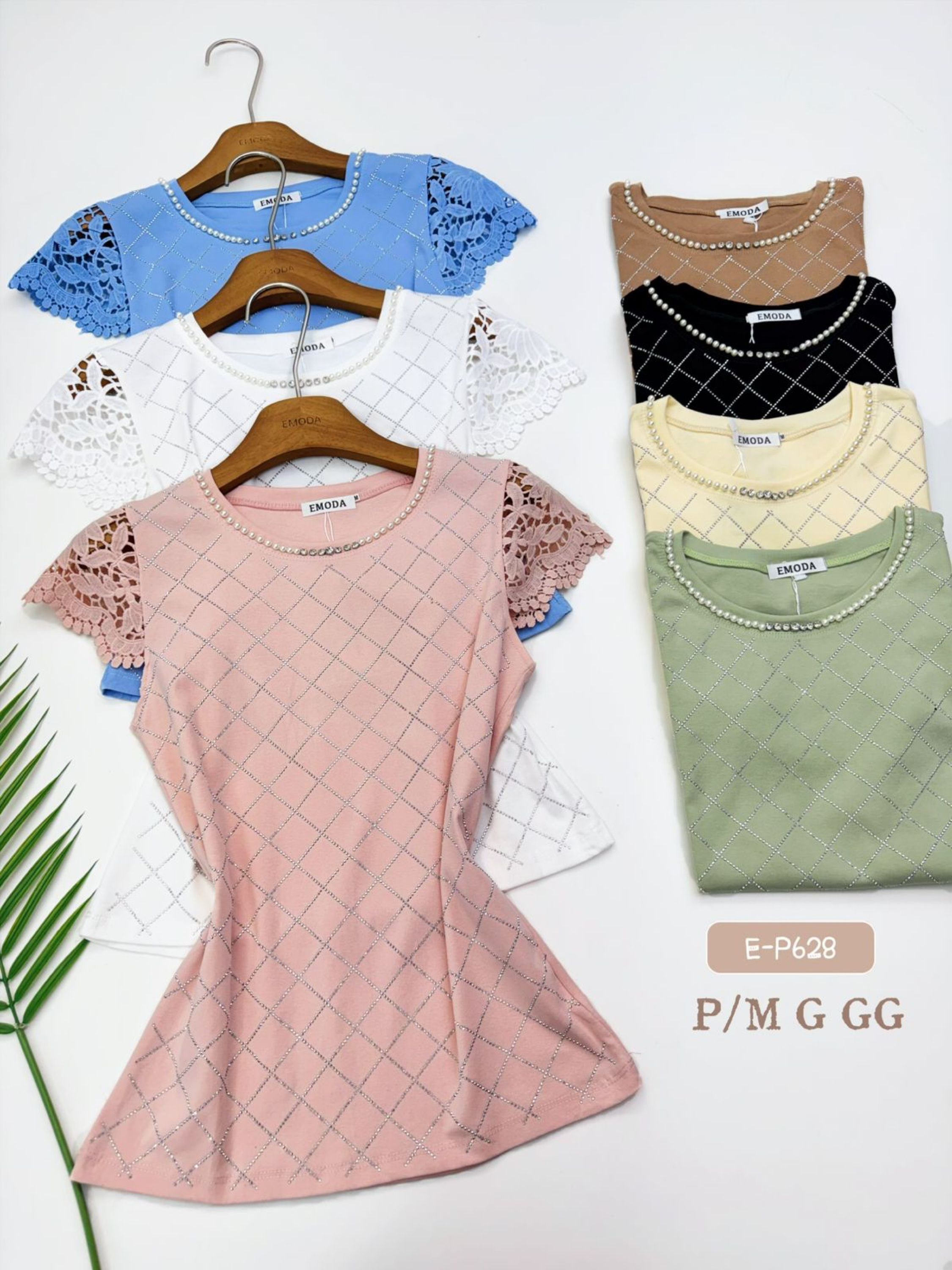 E-P628. T-shirt - P/M. G. GG - algodão com brilho