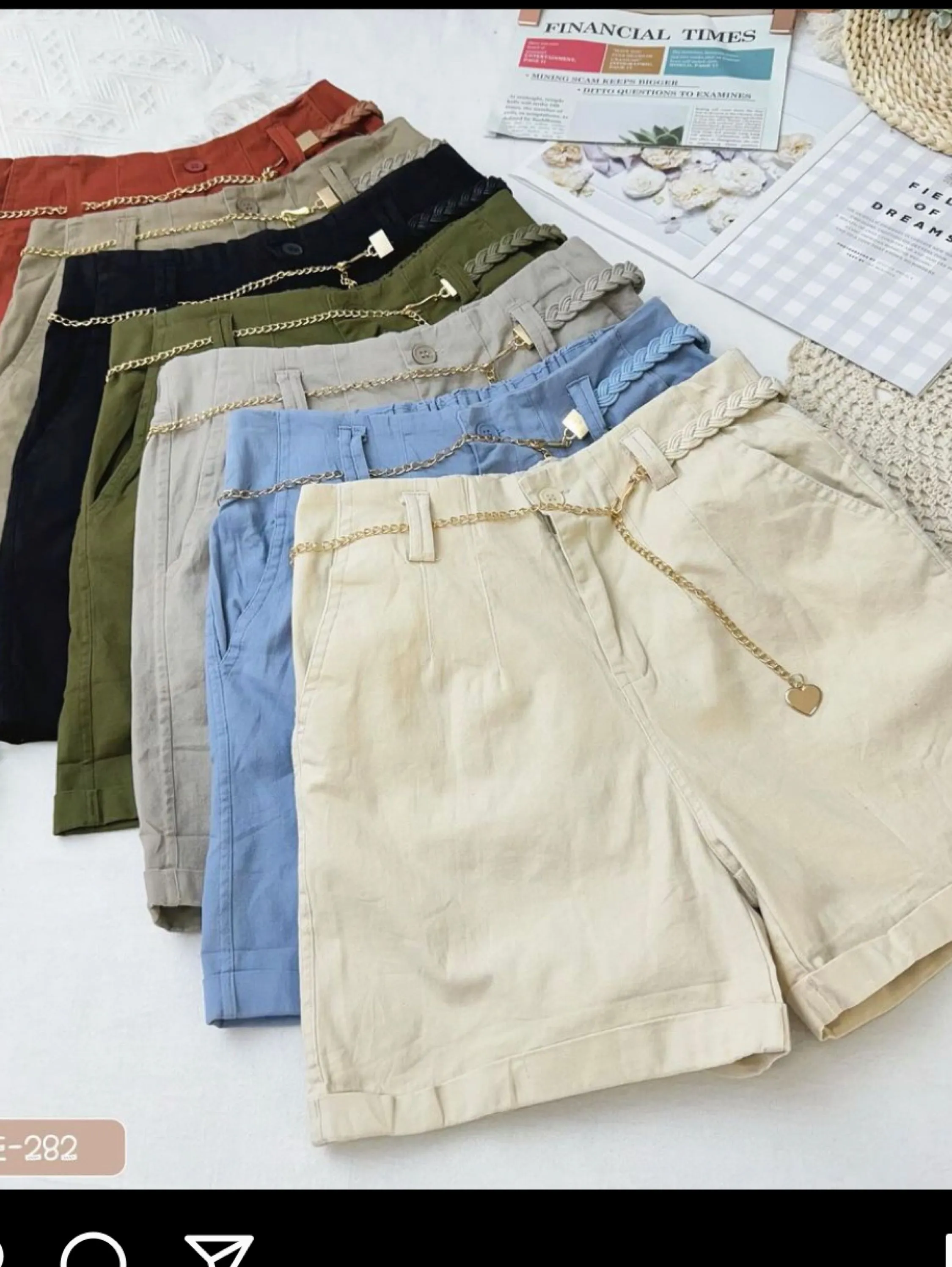 282 shorts de sarja com elastano  bolso com cinto importado