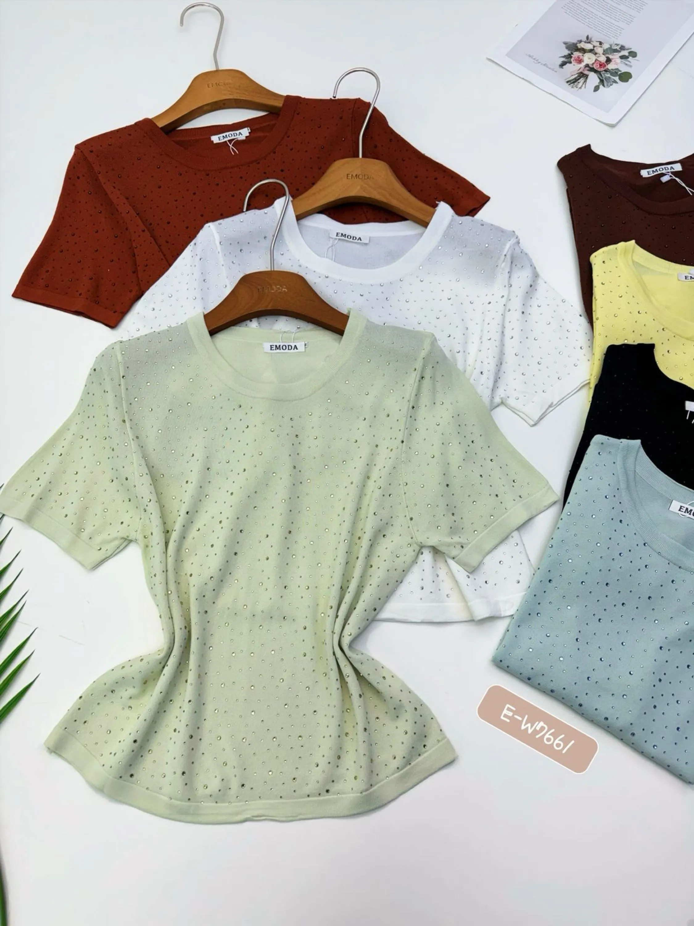 E-W7661. Blusa - P/M. G. GG - linha gelado com brilho