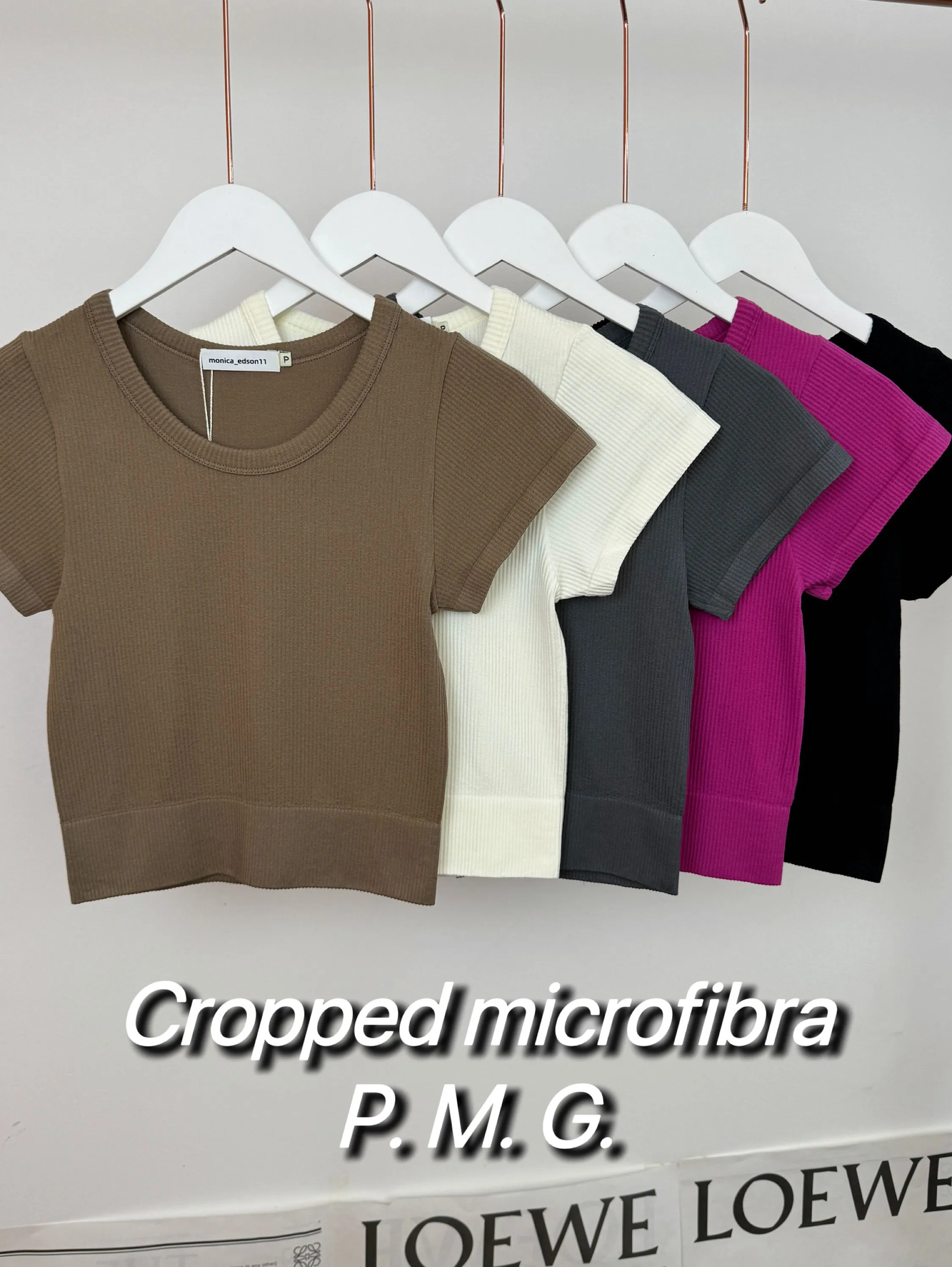 Blusa cropped microfibra