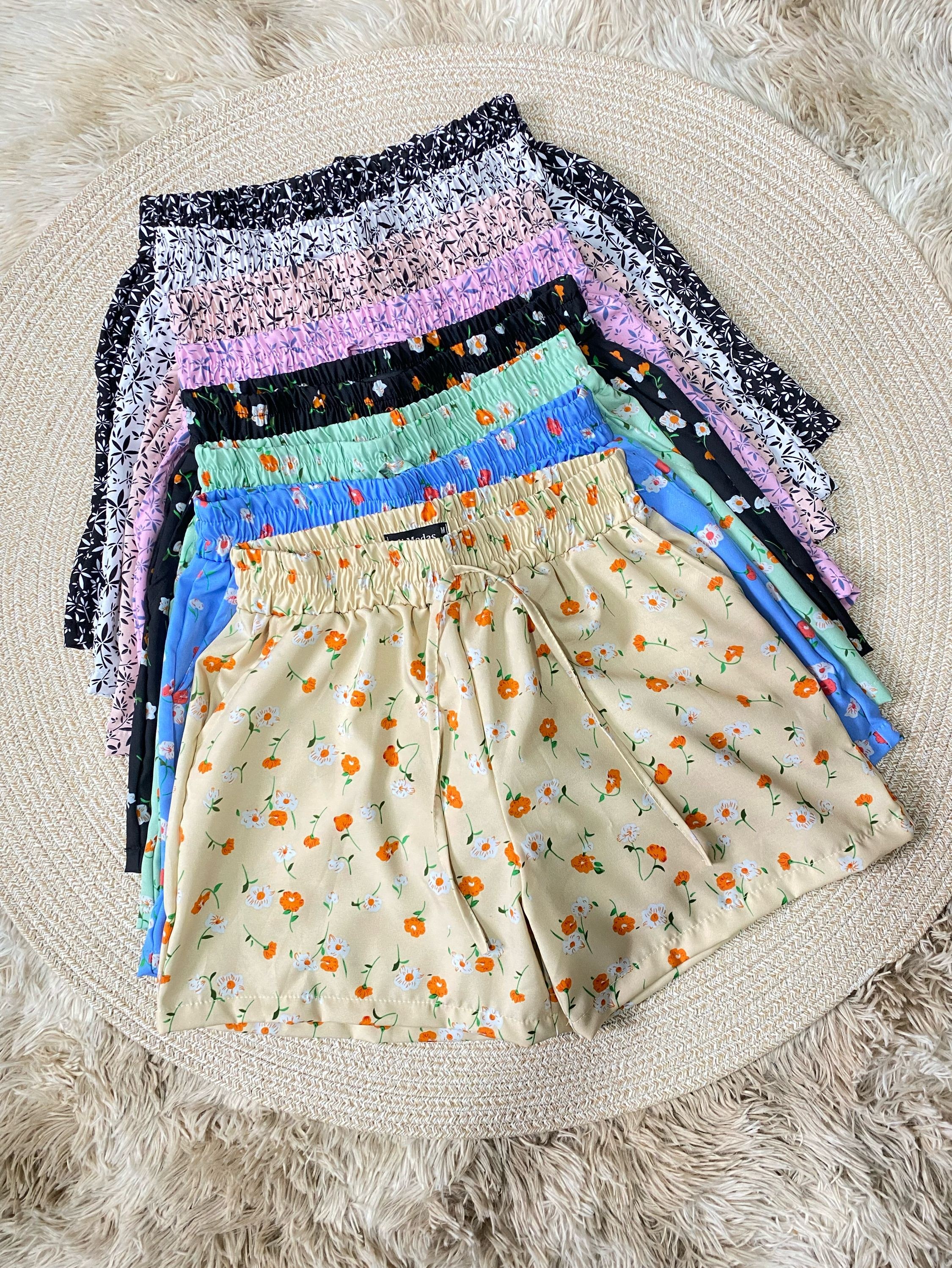 Short básico estampado tecido crepinho