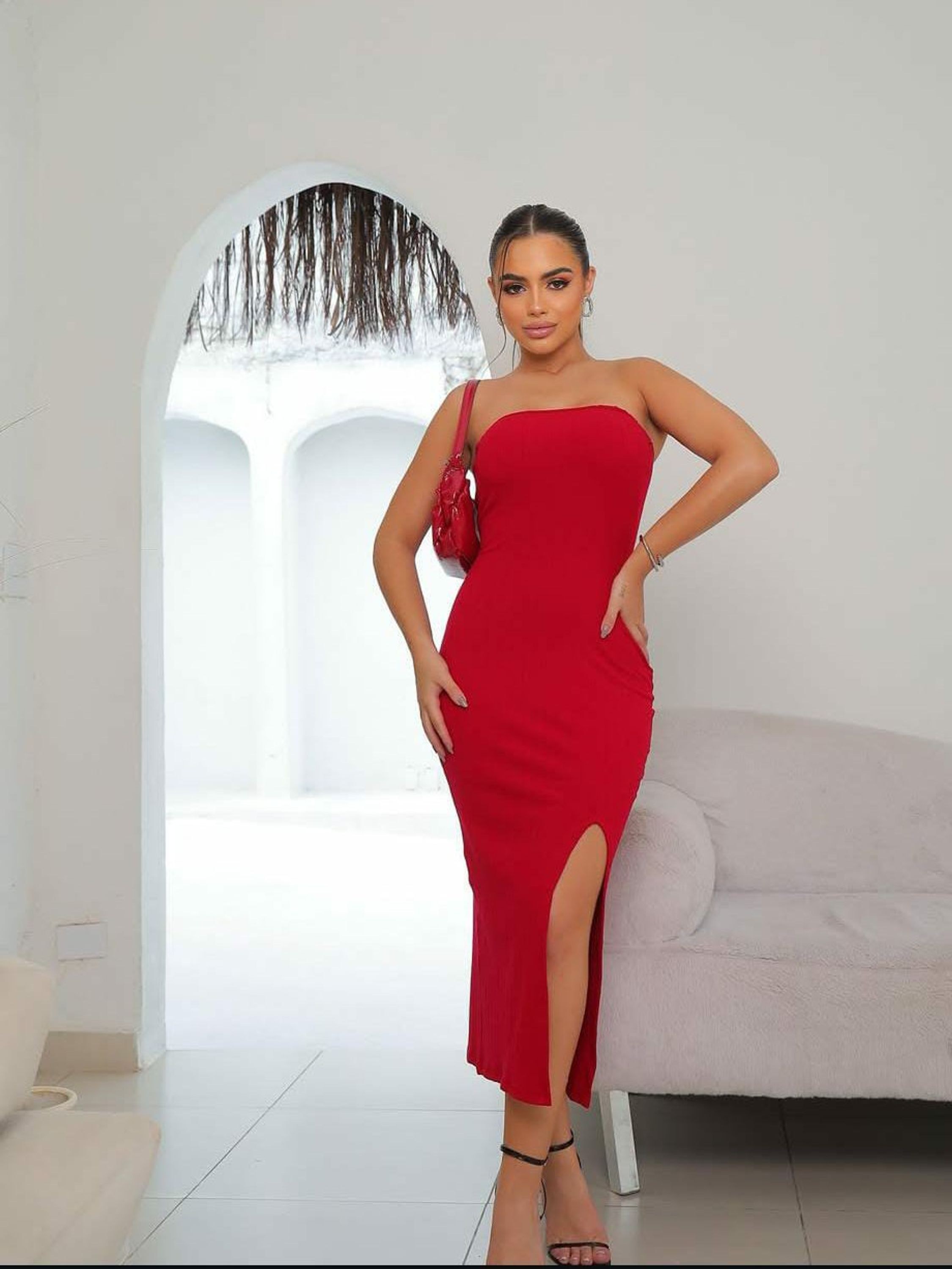 Vestido curto tomara que cai