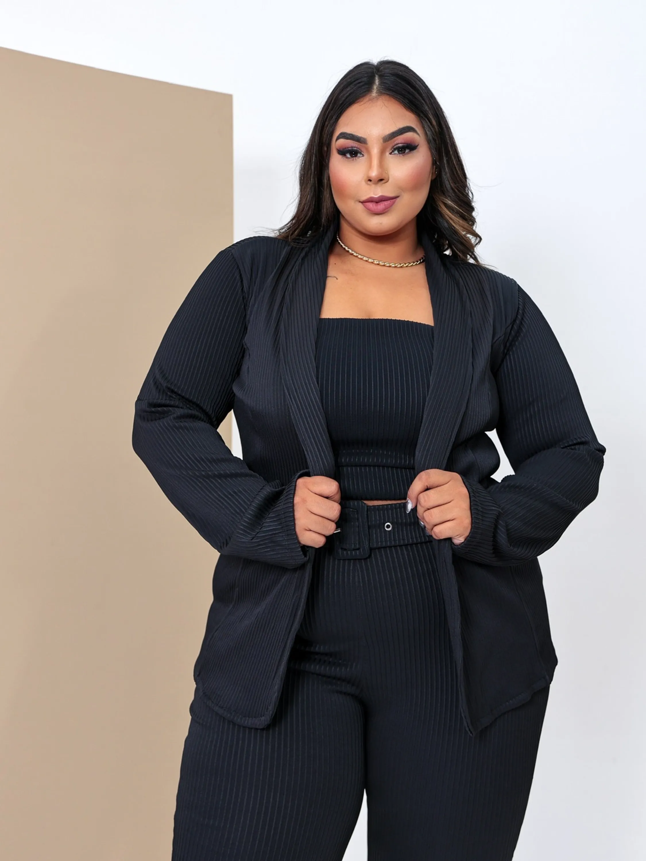 Blazer canelado 3D Plus Size