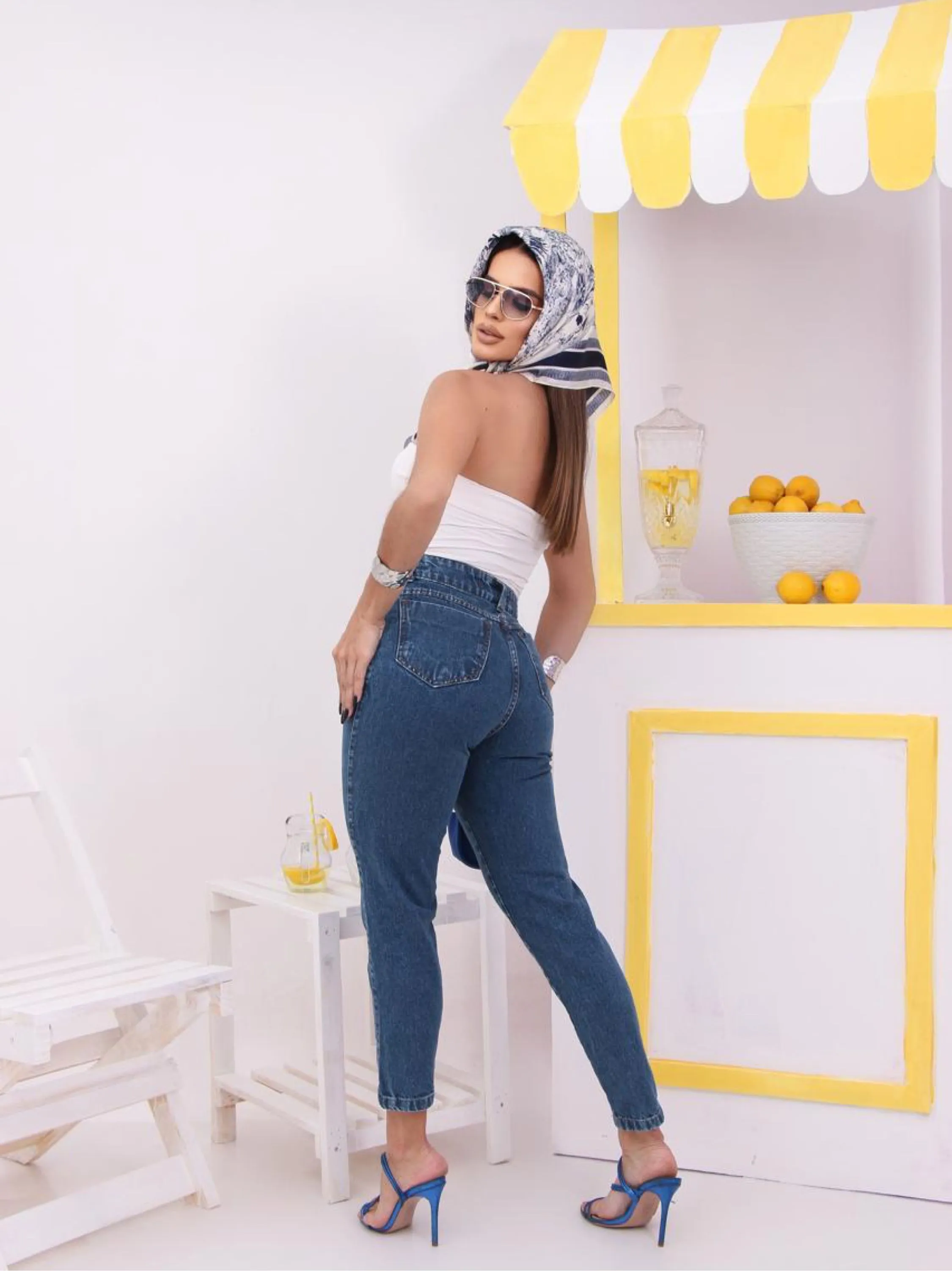 calça jeans mom