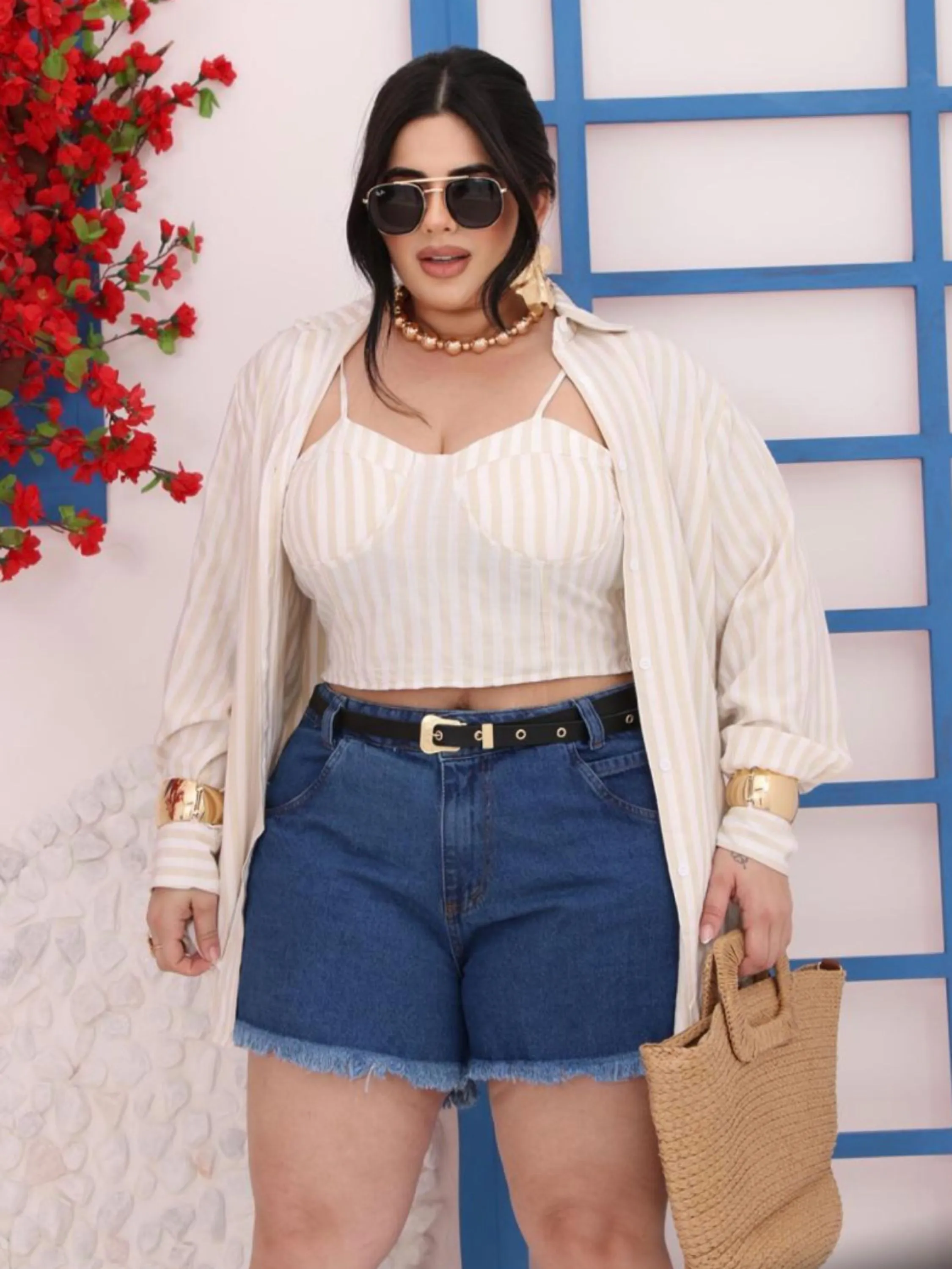 Short jeans plus com cinto