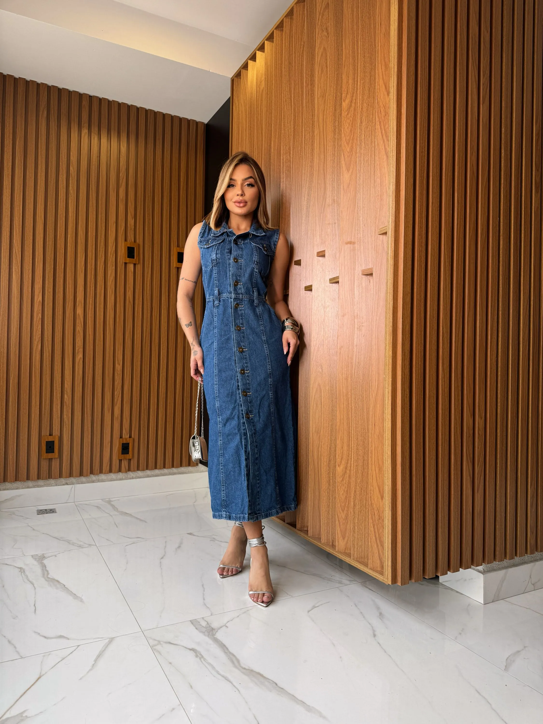 Vestido jeans feminina