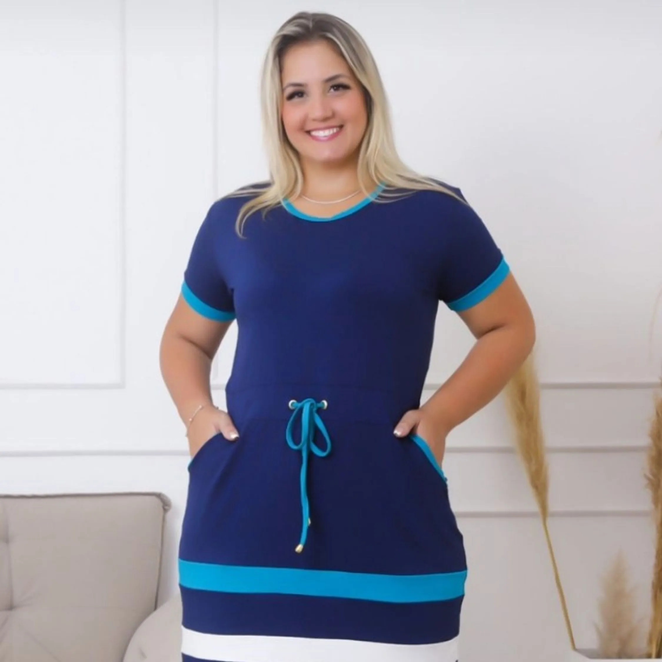 VESTIDO NÁUTICO   CORDÃO  E BOLSO