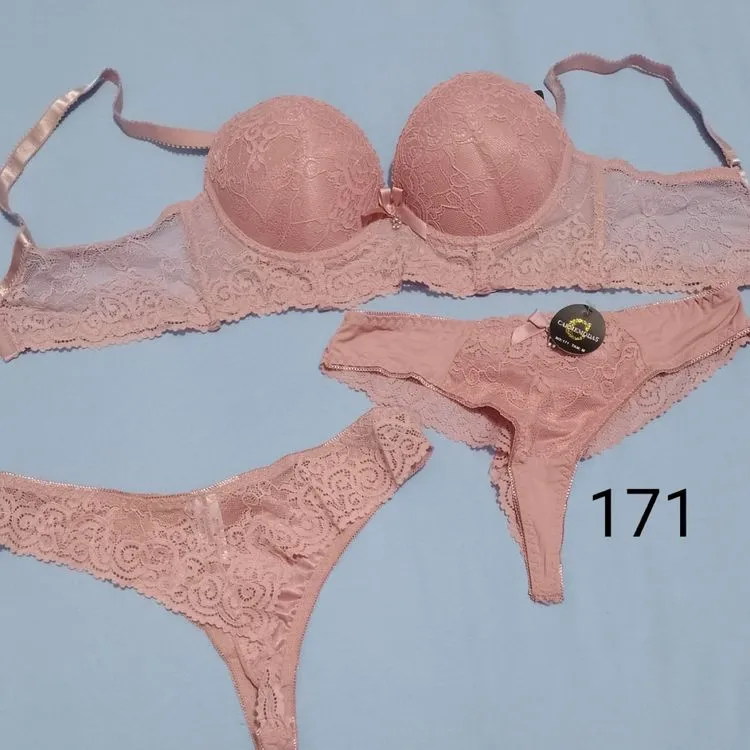 Promoção Afanda lingerie - Conjunto lingerie 171 -Sutiã com bojo e calcinha fio dental com detalhe De renda