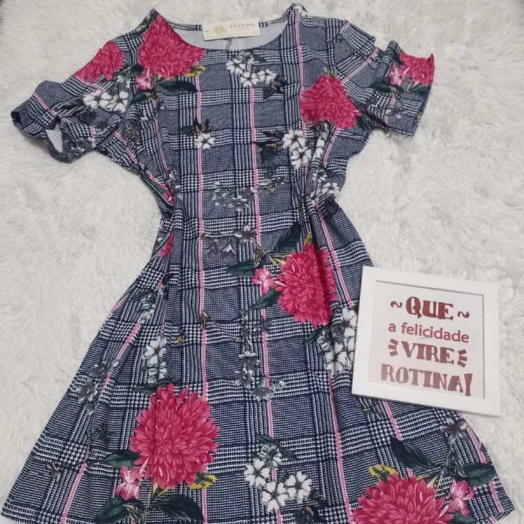 Afanda: F539- Vestido plus syse  estampado,crepe com elastano e manga curta