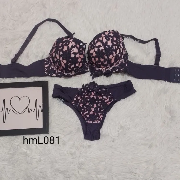 Promoção Afanda:HML081- Conjunto sexy lingerie - Sutiã com bojo bolha e calcinha com detalhe de renda