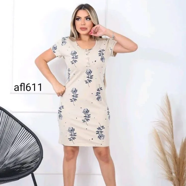 Afanda:Afty611- Vestido midi estampado,algodão com elastano ,mangas curtas ,bolso na lateral e com detalhe de botão na frente .O corte não é pequeno e  não é  transparente