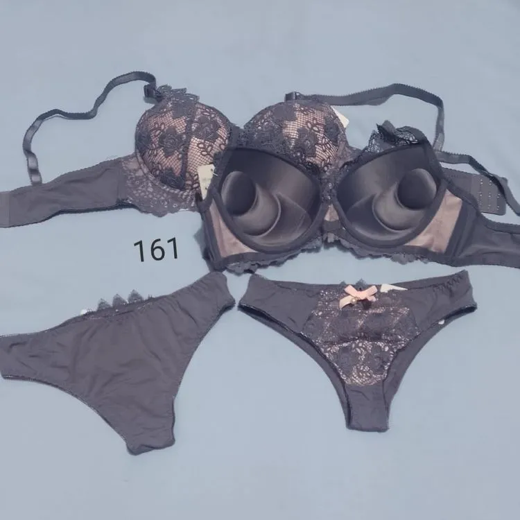 Promoção Afanda lingerie :161- Conjunto lingerie -Sutiã com bojo e calcinha com detalhe de renda