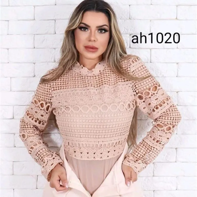 Afanda:AFS1020- Boby de renda com elastano,manga comprida princesa ,forrado e com detalhe de zíper atrás