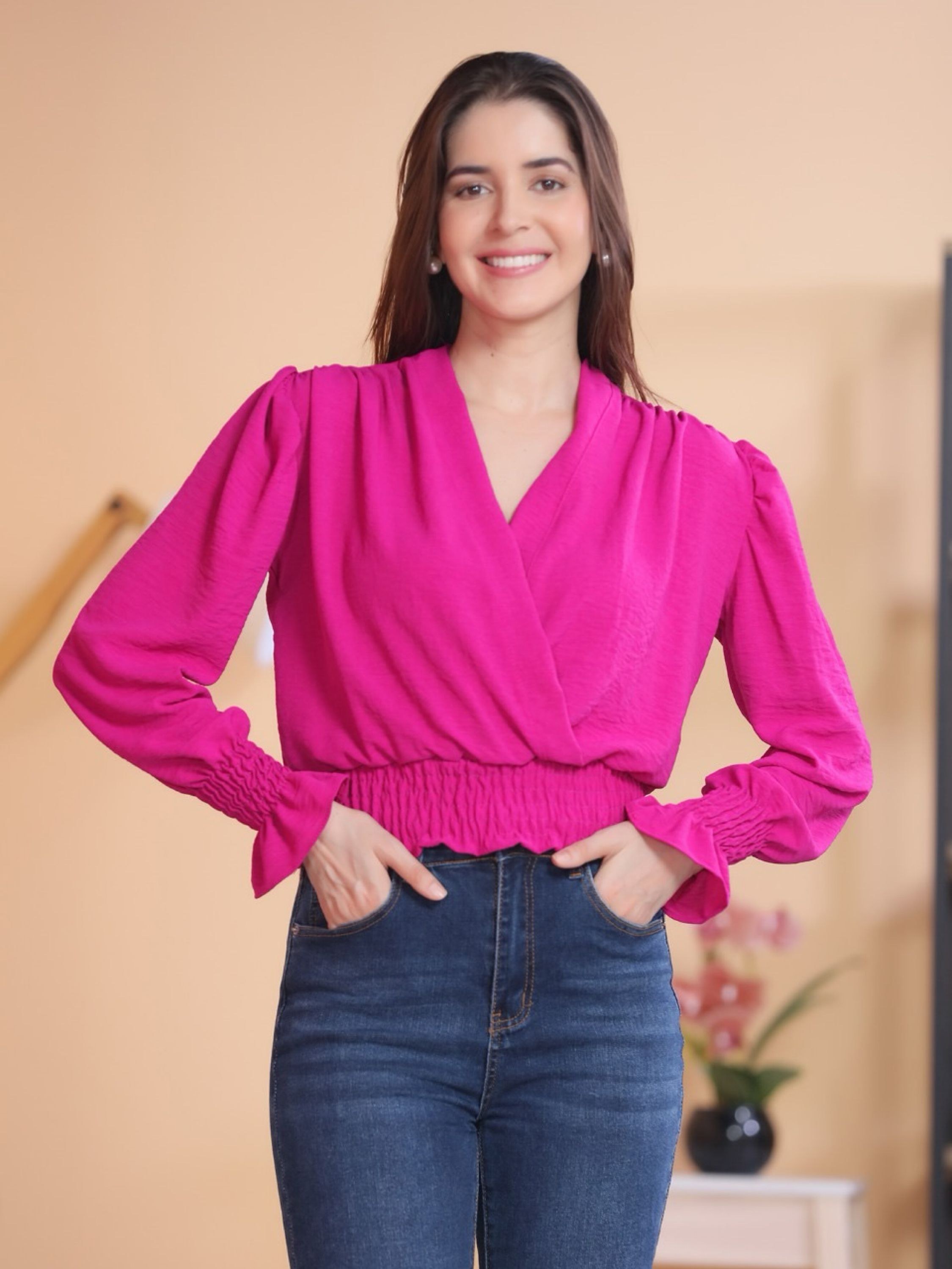 BLUSA FEMININA GOLA V PROFUNDA COM ELASTICO NA CINTURA