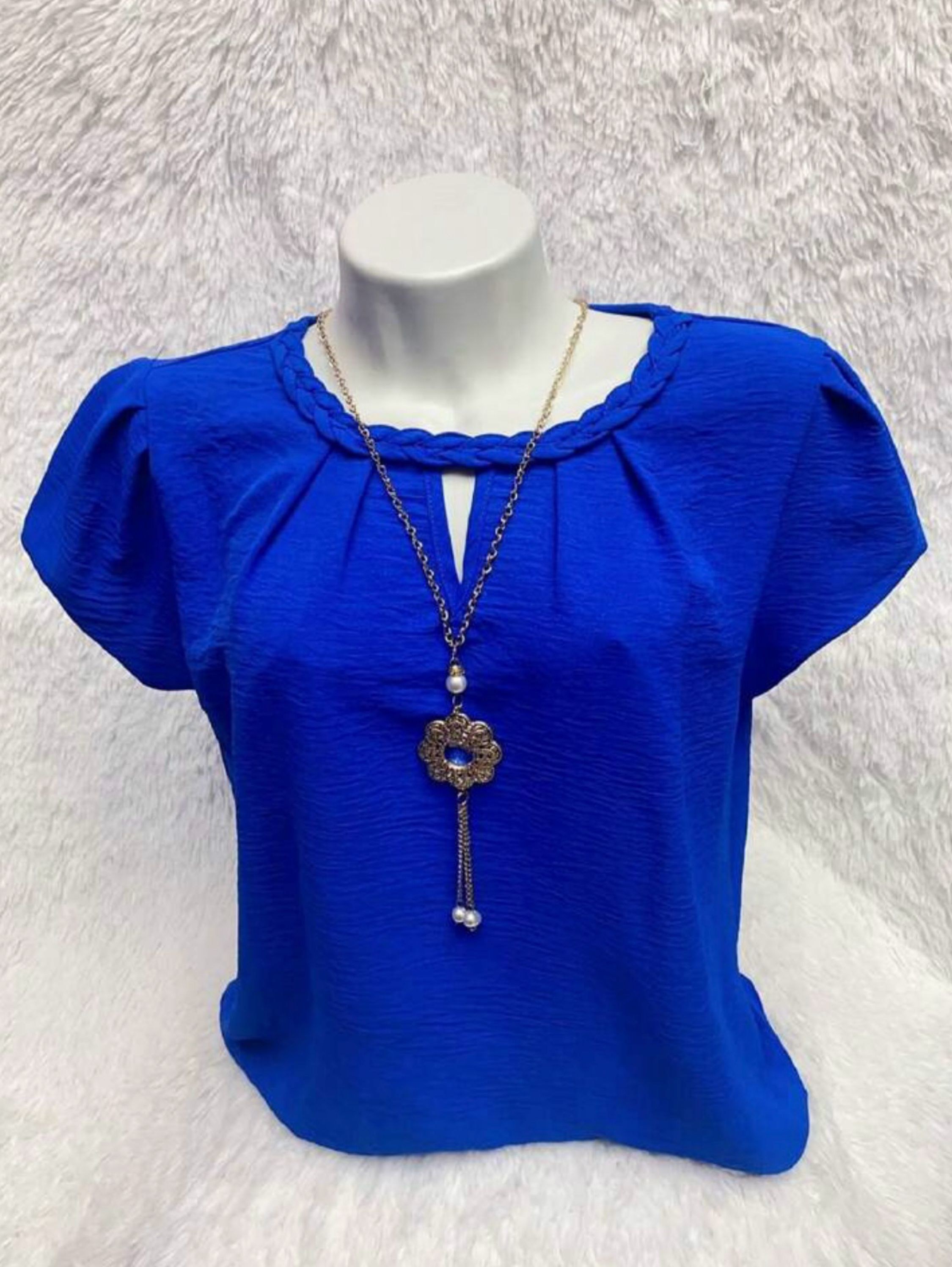 Blusa de manga curta/ Tamanho: M,G e GG / tecido: duna