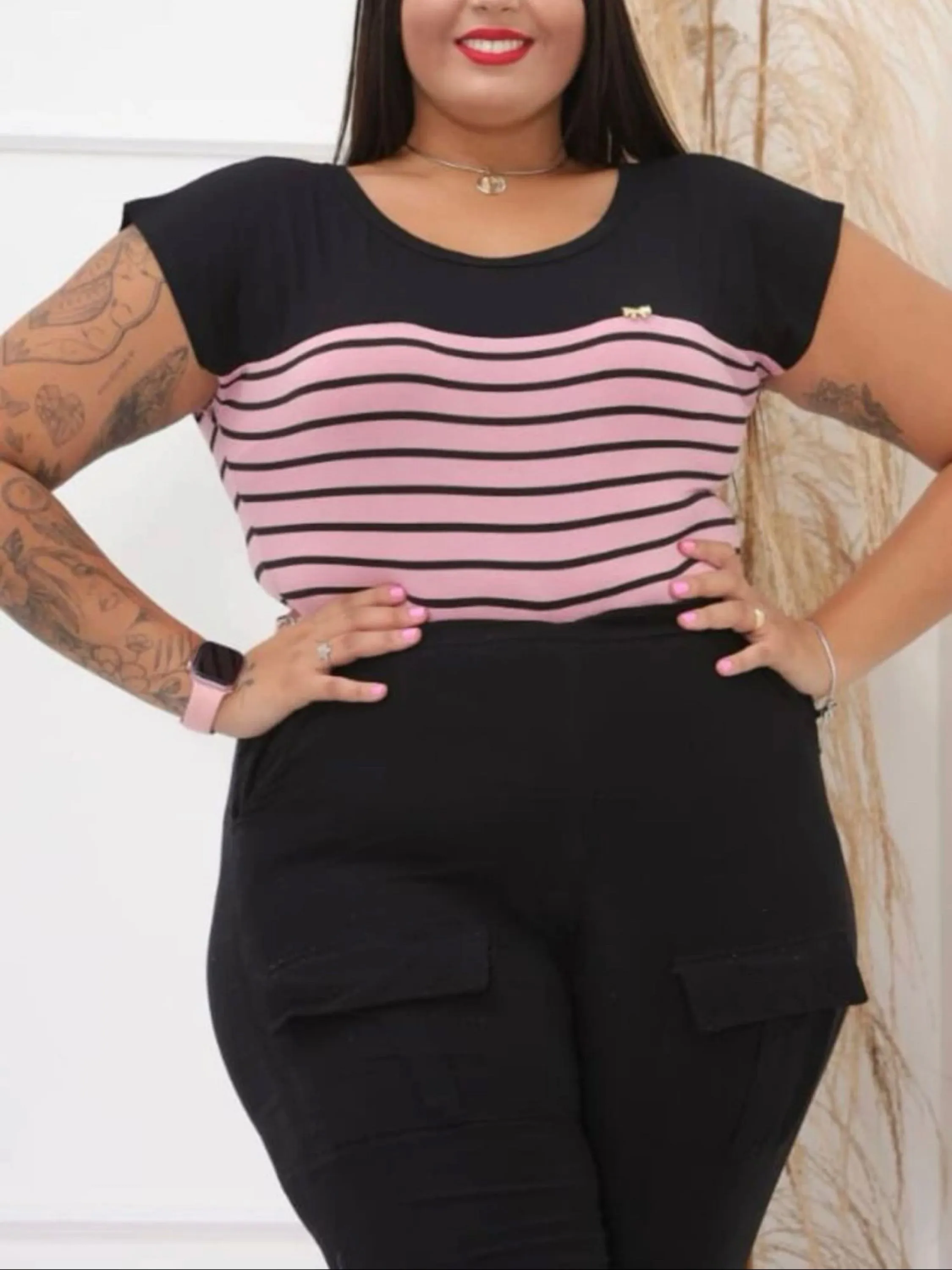 T-shirt feminina plus size